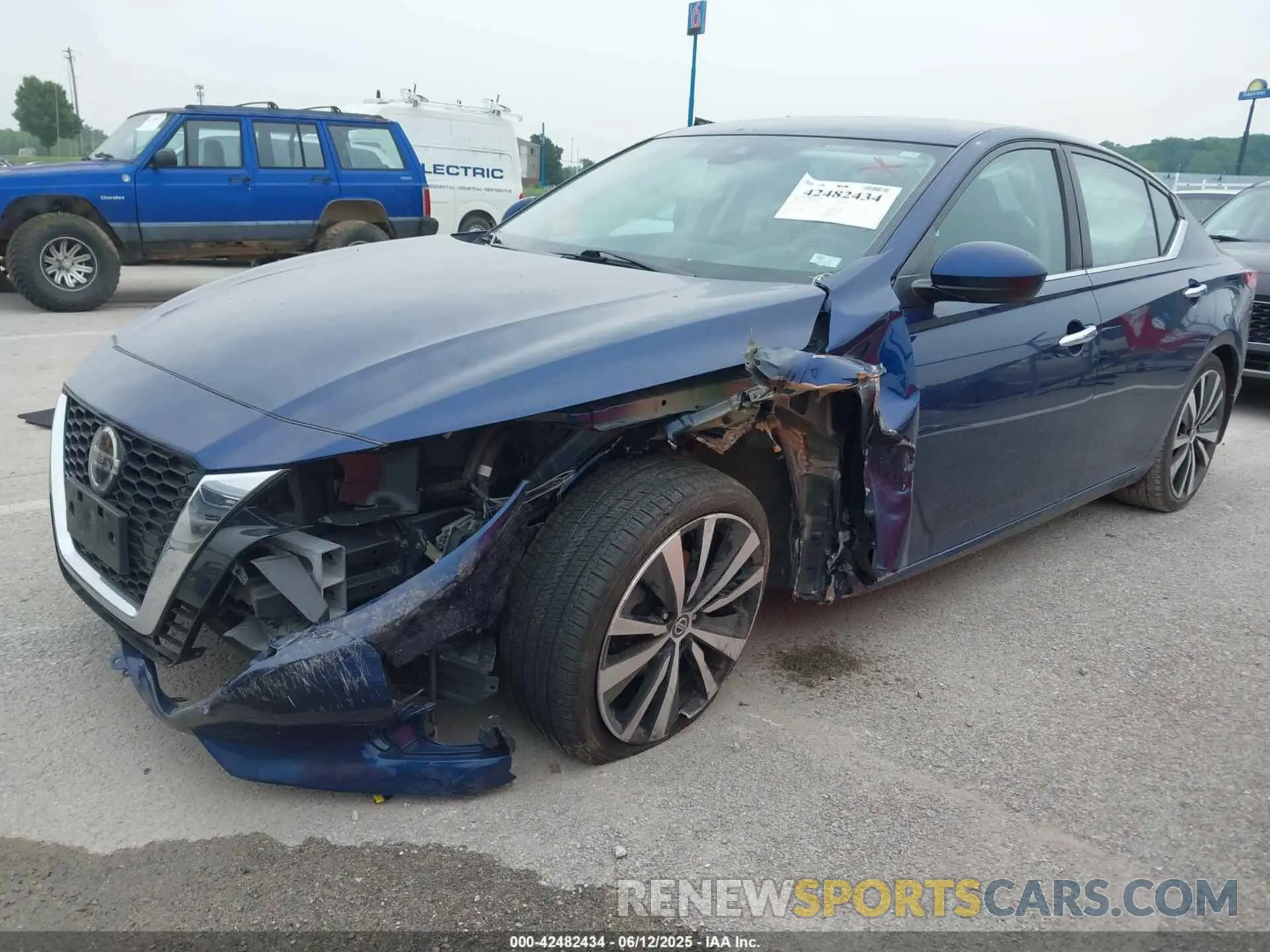 2 fotografías del automóvil dañado 1N4BL4BV0LC165328 NISSAN ALTIMA 2020