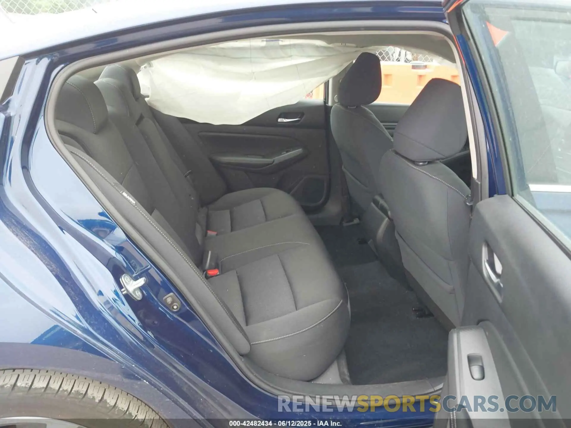 8 fotografías del automóvil dañado 1N4BL4BV0LC165328 NISSAN ALTIMA 2020