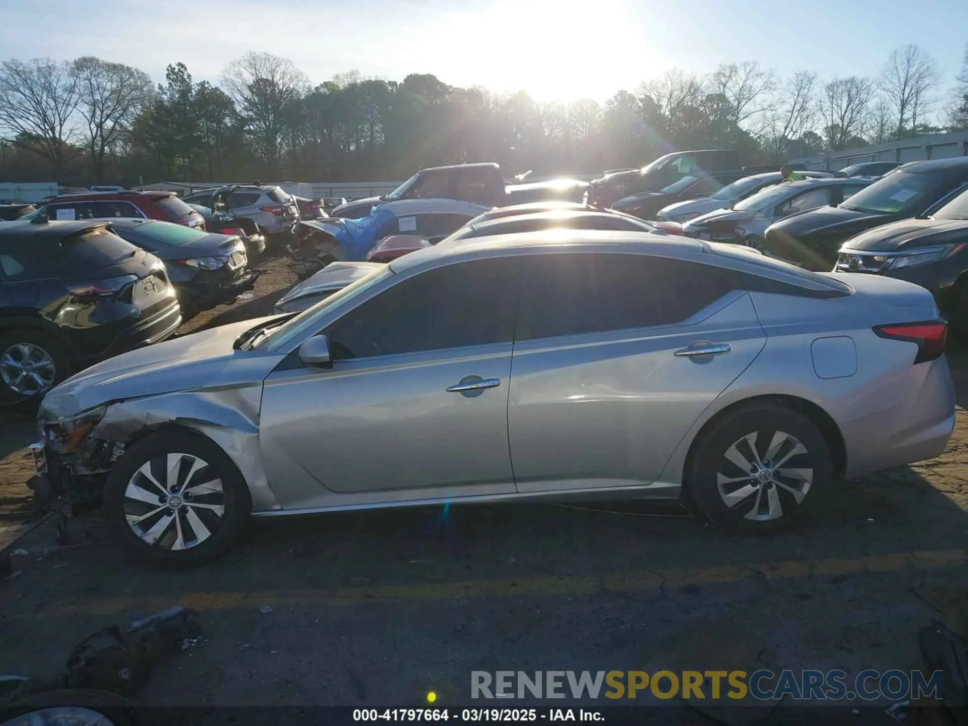 14 fotografías del automóvil dañado 1N4BL4BV0LC208291 NISSAN ALTIMA 2020