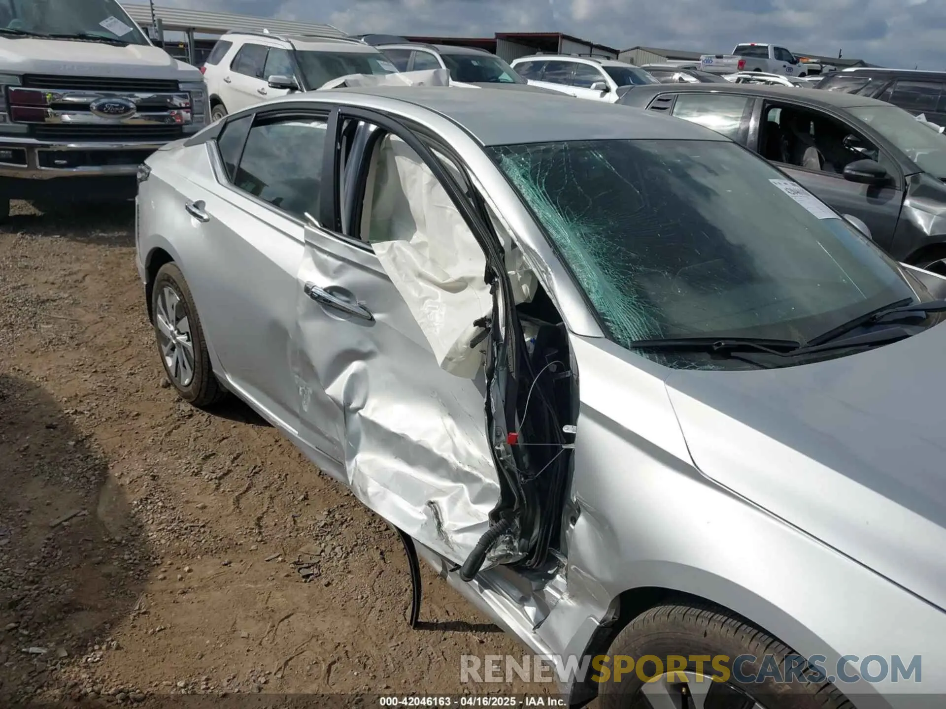 6 fotografías del automóvil dañado 1N4BL4BV0LC265803 NISSAN ALTIMA 2020