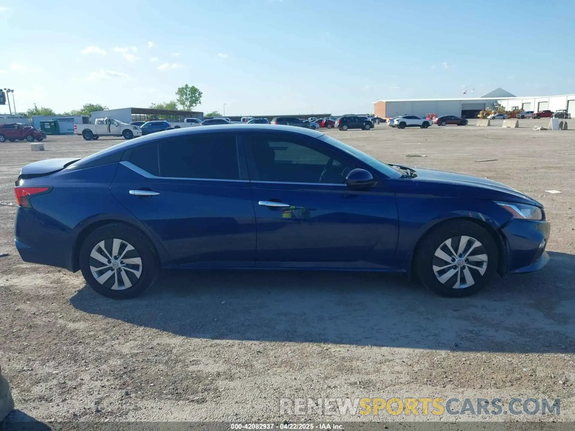 13 fotografías del automóvil dañado 1N4BL4BV0LN313160 NISSAN ALTIMA 2020