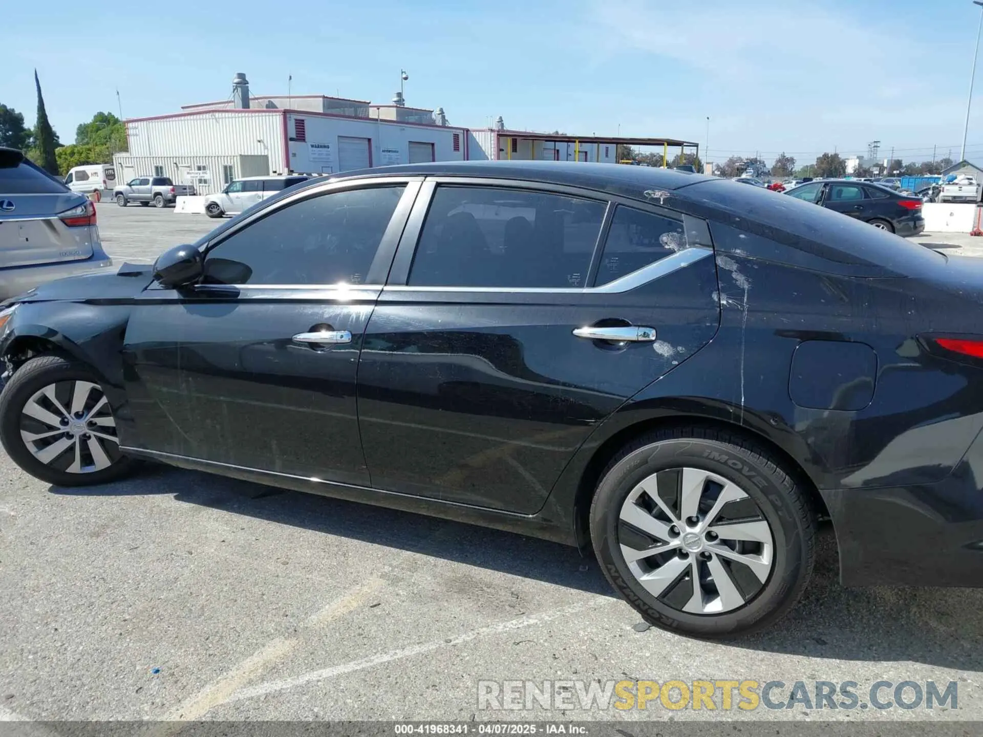 14 fotografías del automóvil dañado 1N4BL4BV1LC132287 NISSAN ALTIMA 2020