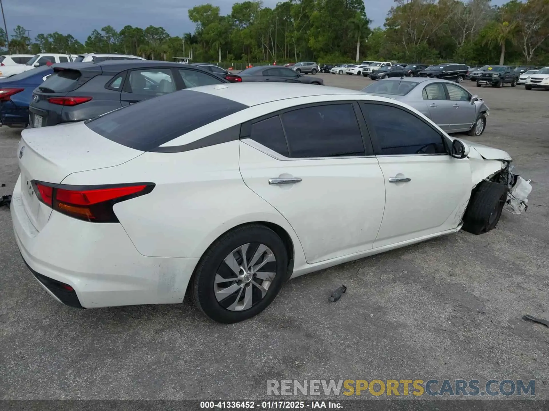 14 fotografías del automóvil dañado 1N4BL4BV1LC221082 NISSAN ALTIMA 2020