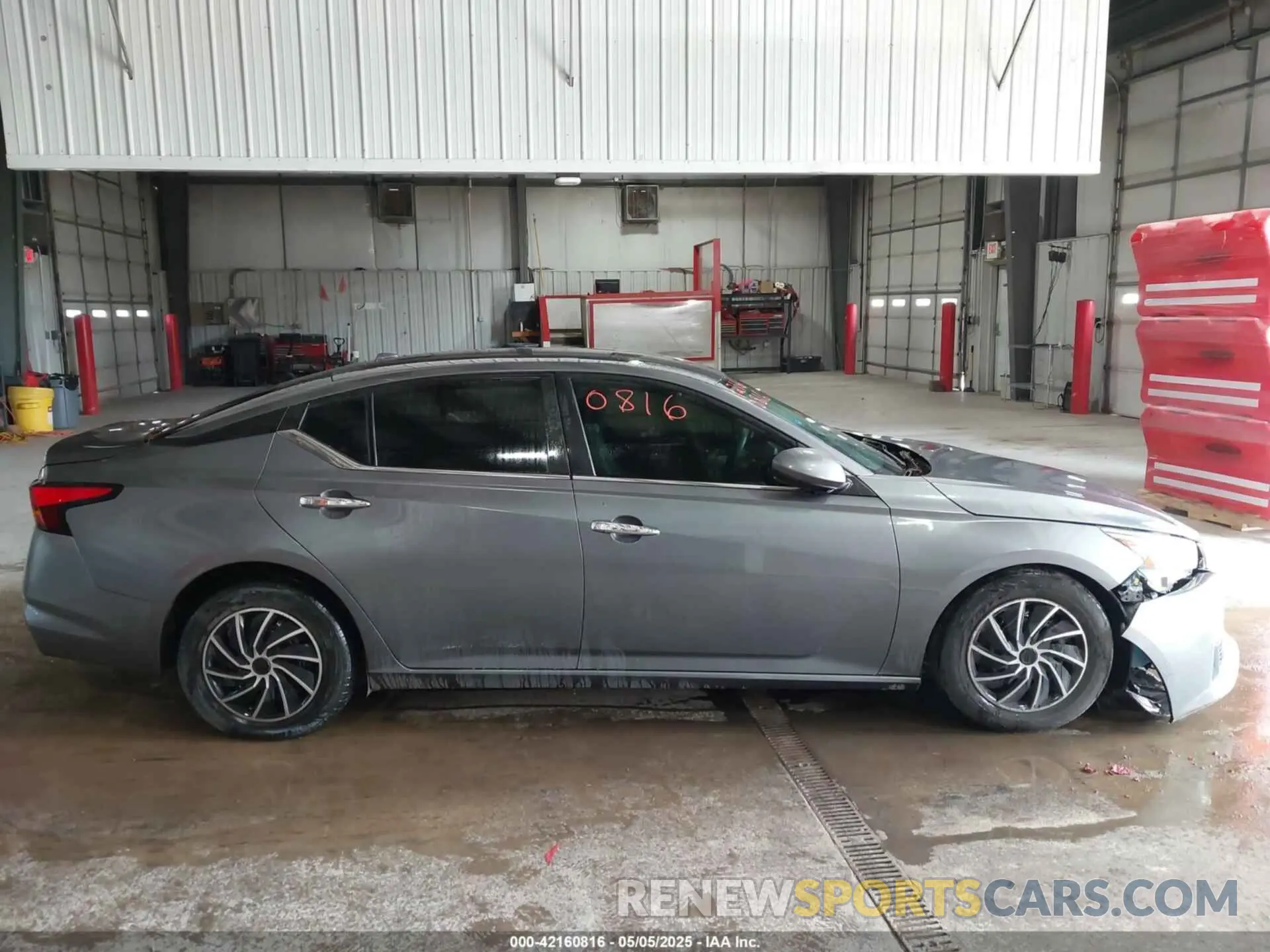 13 fotografías del automóvil dañado 1N4BL4BV2LC146487 NISSAN ALTIMA 2020