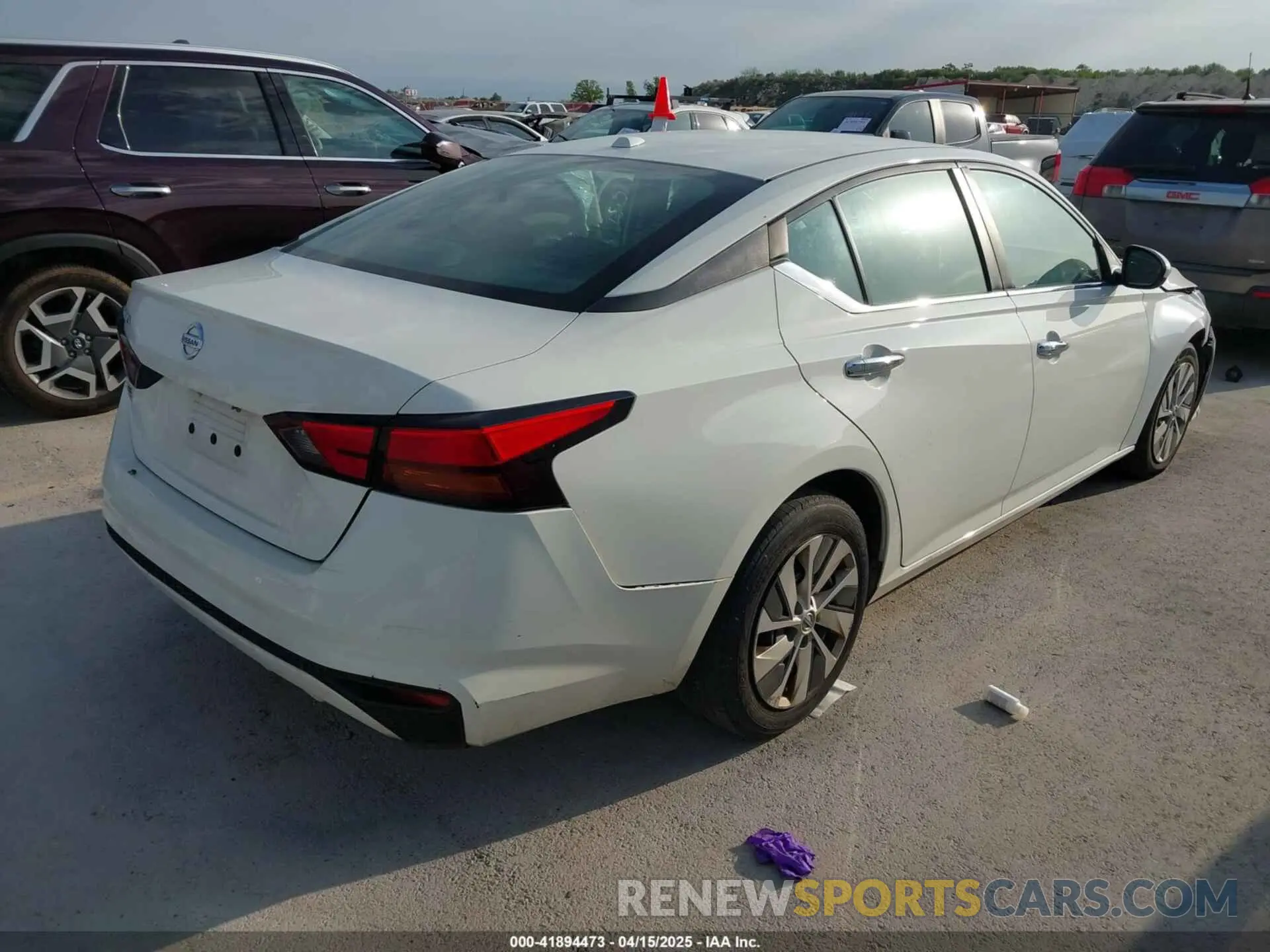 4 fotografías del automóvil dañado 1N4BL4BV2LC211662 NISSAN ALTIMA 2020
