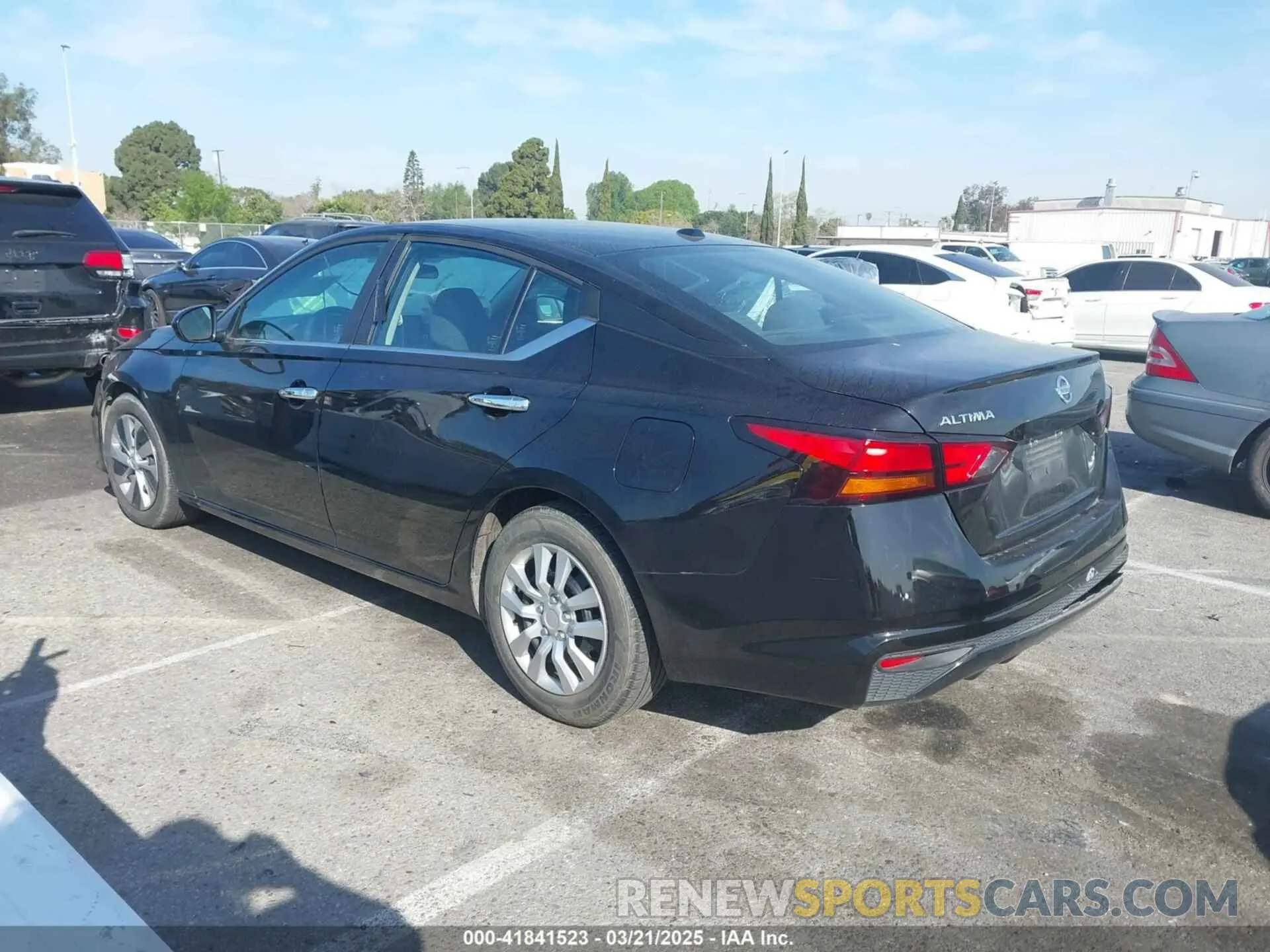 3 fotografías del automóvil dañado 1N4BL4BV2LC242555 NISSAN ALTIMA 2020