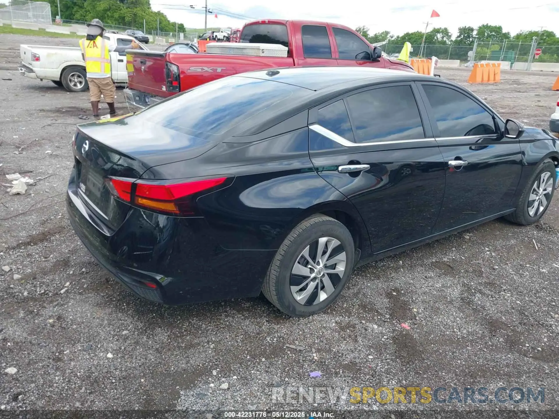 4 fotografías del automóvil dañado 1N4BL4BV2LC259758 NISSAN ALTIMA 2020