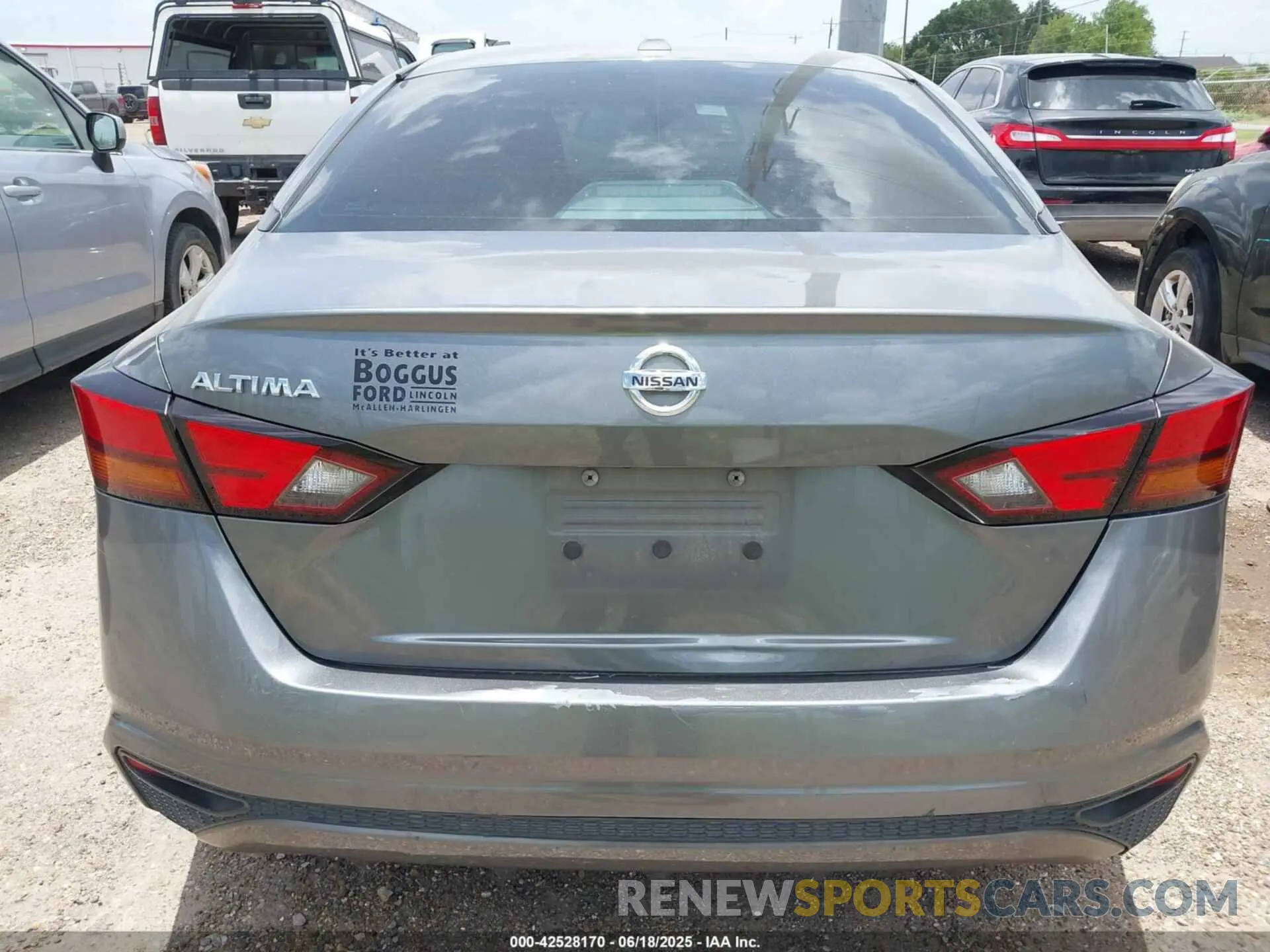 17 fotografías del automóvil dañado 1N4BL4BV3LC204557 NISSAN ALTIMA 2020