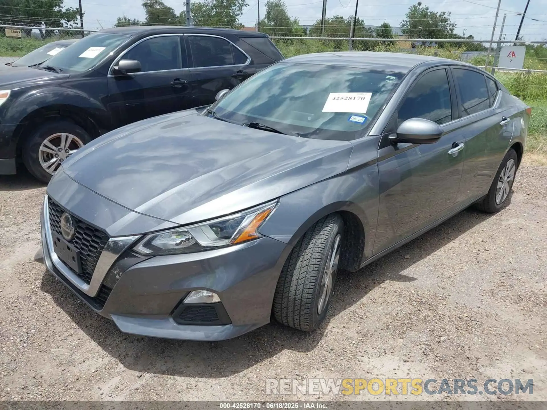 2 fotografías del automóvil dañado 1N4BL4BV3LC204557 NISSAN ALTIMA 2020