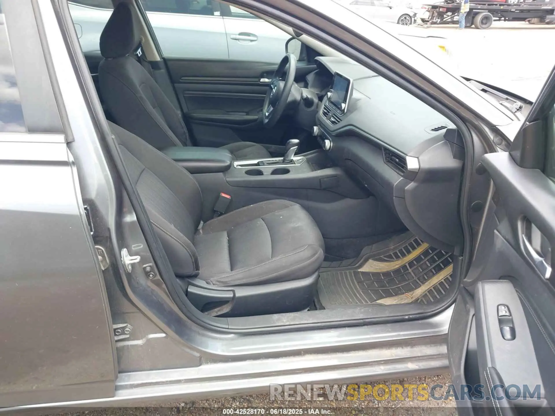 5 fotografías del automóvil dañado 1N4BL4BV3LC204557 NISSAN ALTIMA 2020