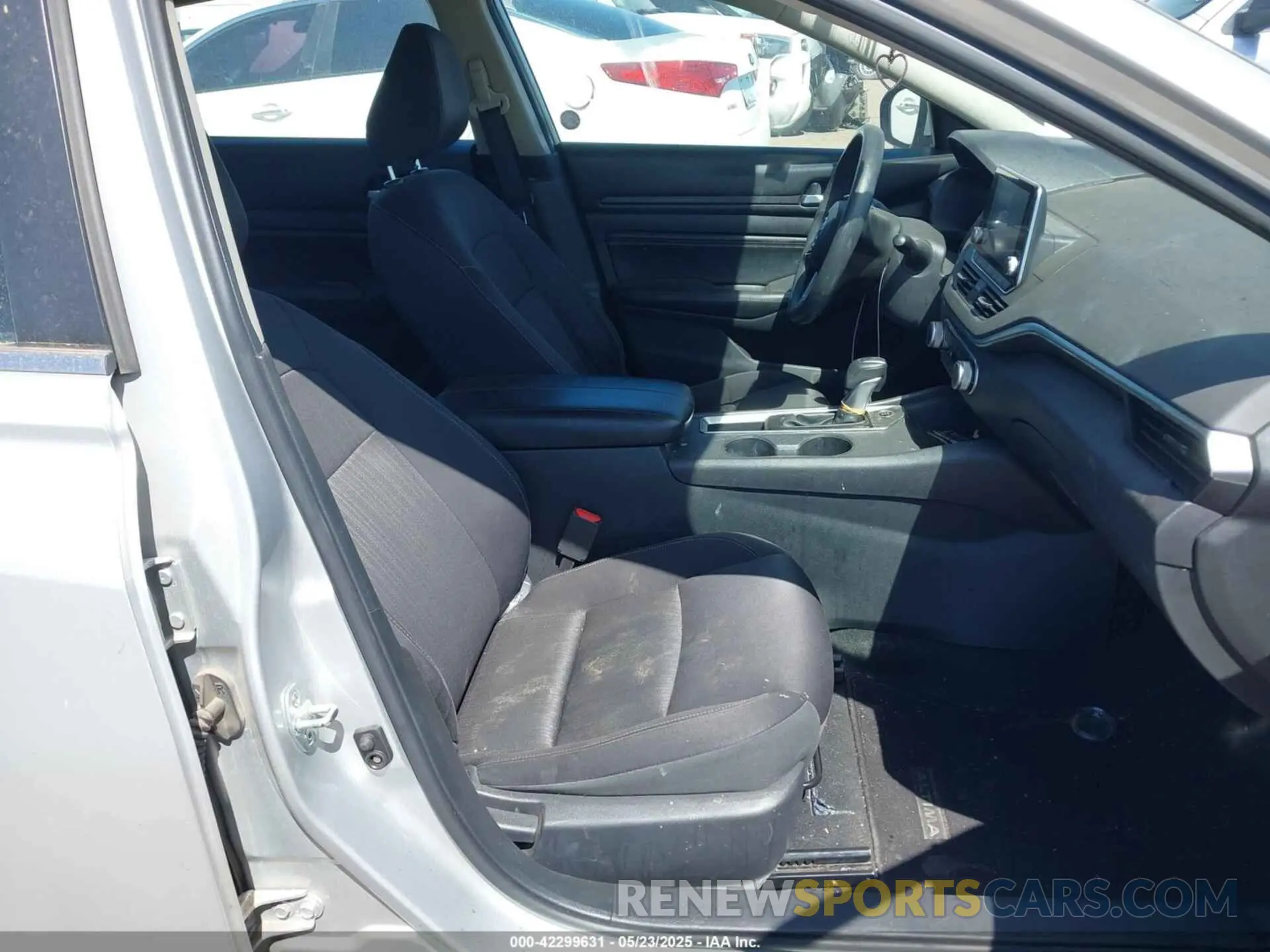5 fotografías del automóvil dañado 1N4BL4BV3LC223299 NISSAN ALTIMA 2020