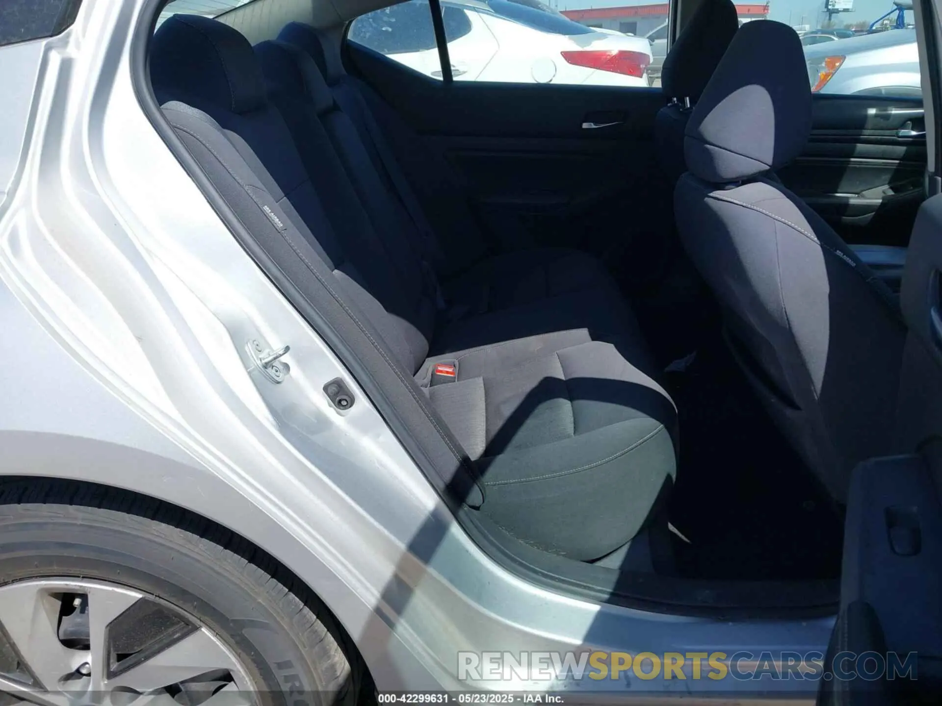 8 fotografías del automóvil dañado 1N4BL4BV3LC223299 NISSAN ALTIMA 2020