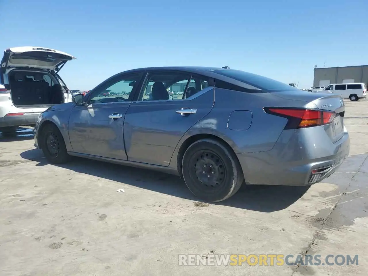 2 fotografías del automóvil dañado 1N4BL4BV3LC238868 NISSAN ALTIMA 2020