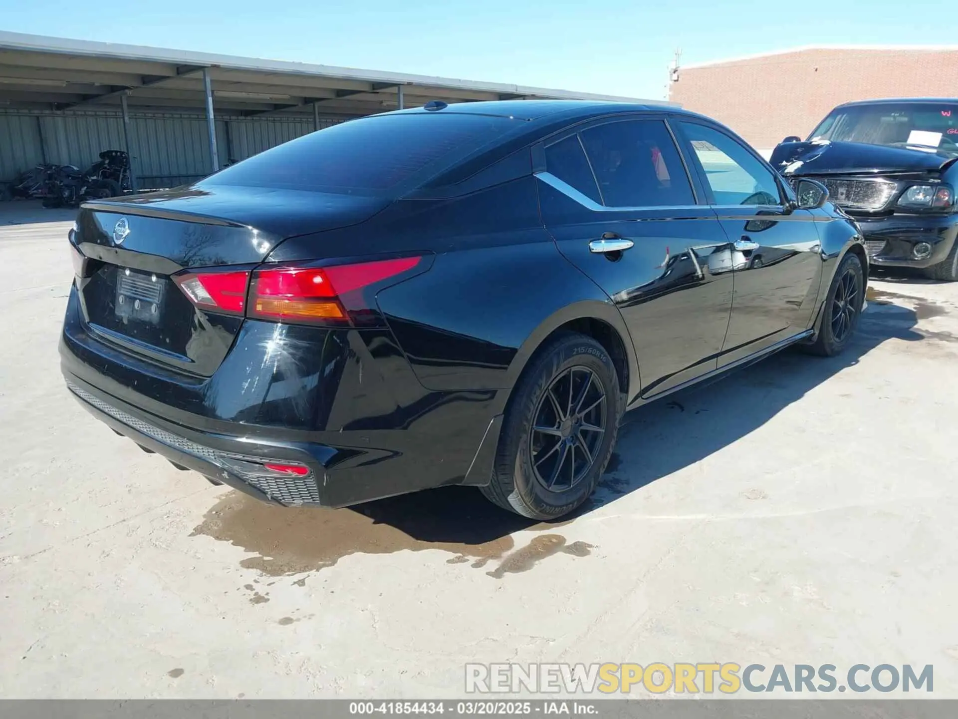 4 fotografías del automóvil dañado 1N4BL4BV4LC175165 NISSAN ALTIMA 2020