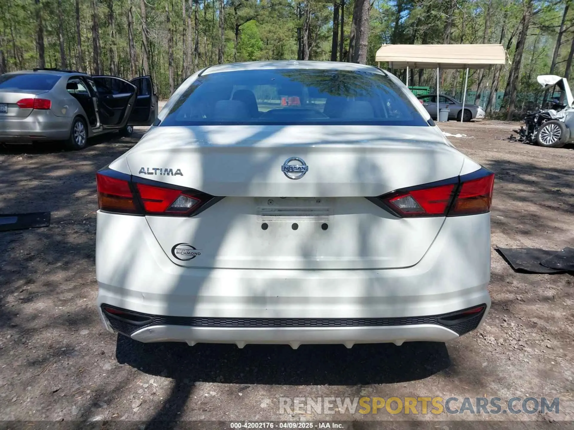 16 fotografías del automóvil dañado 1N4BL4BV4LC230343 NISSAN ALTIMA 2020