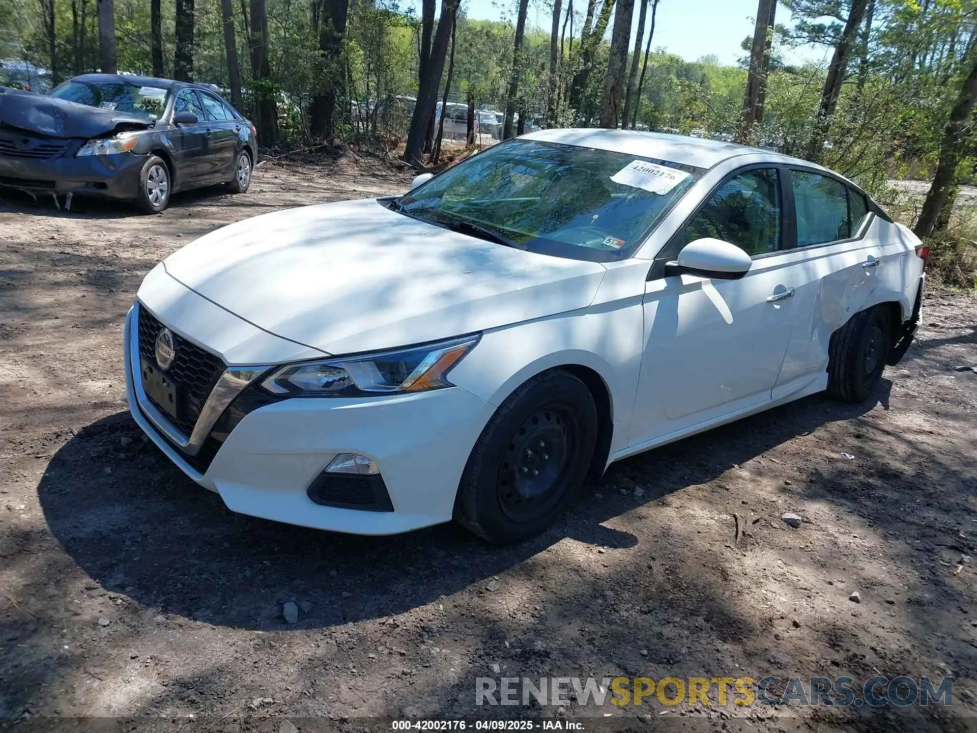 2 fotografías del automóvil dañado 1N4BL4BV4LC230343 NISSAN ALTIMA 2020