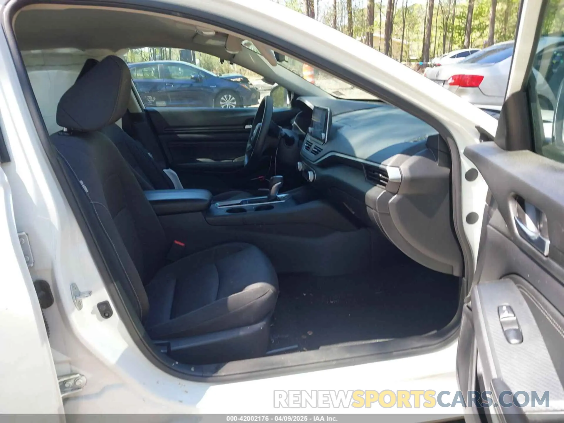 5 fotografías del automóvil dañado 1N4BL4BV4LC230343 NISSAN ALTIMA 2020