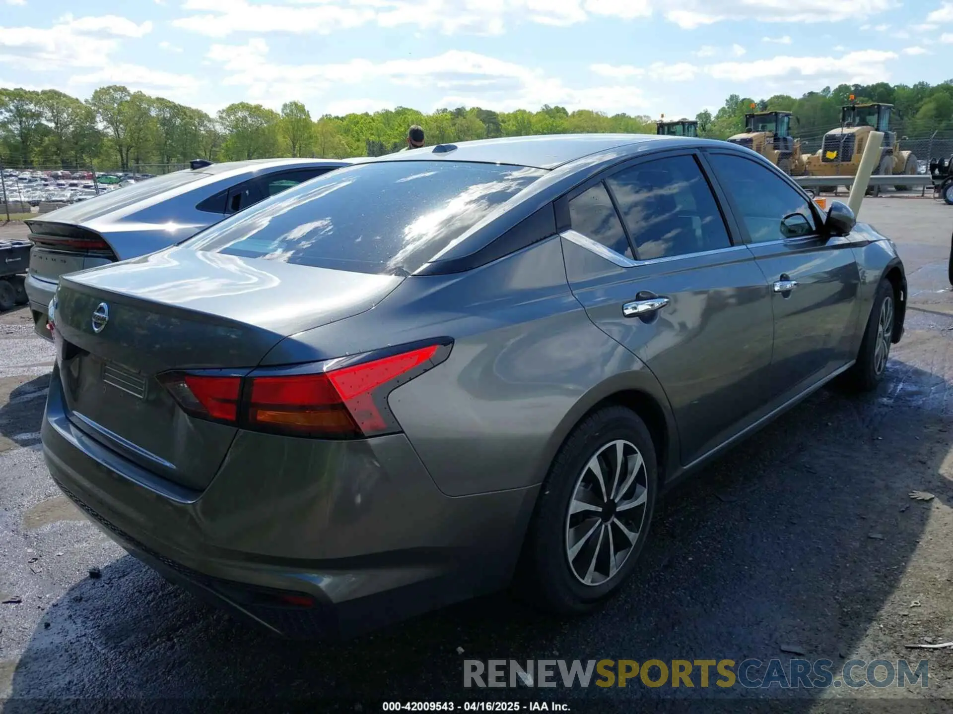 4 fotografías del automóvil dañado 1N4BL4BV5LC160772 NISSAN ALTIMA 2020