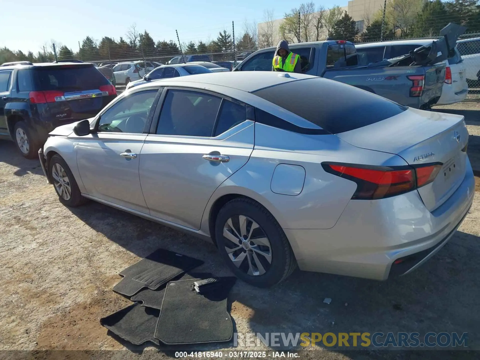 14 fotografías del automóvil dañado 1N4BL4BV5LC202308 NISSAN ALTIMA 2020