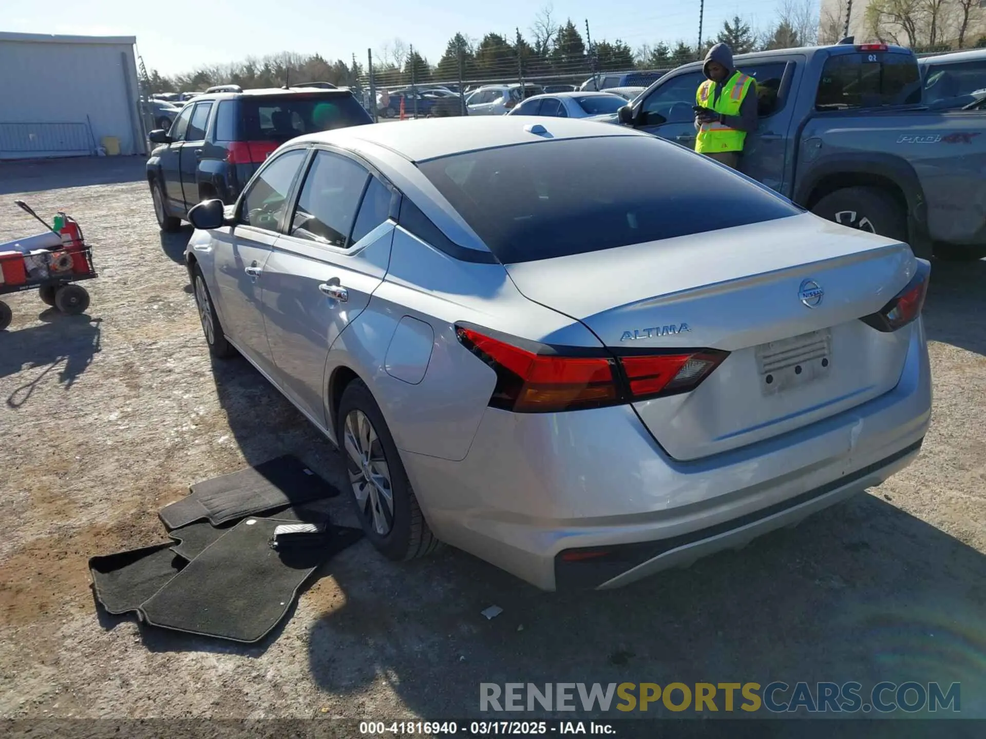 3 fotografías del automóvil dañado 1N4BL4BV5LC202308 NISSAN ALTIMA 2020
