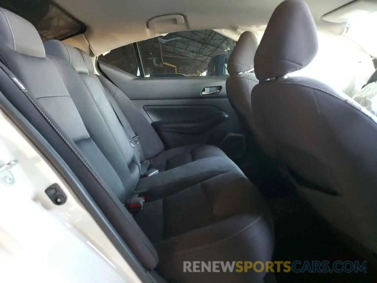 10 fotografías del automóvil dañado 1N4BL4BV5LC206732 NISSAN ALTIMA 2020
