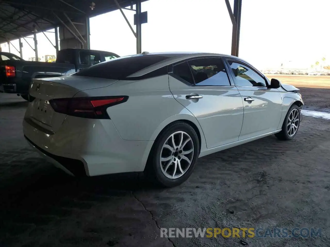 3 fotografías del automóvil dañado 1N4BL4BV5LC206732 NISSAN ALTIMA 2020
