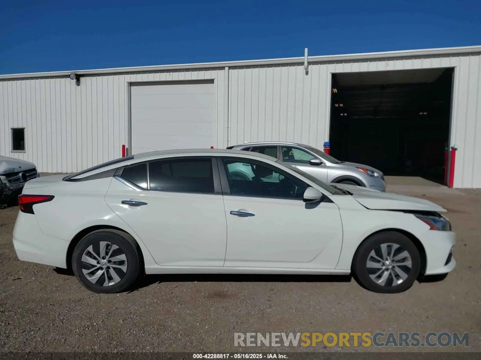 14 fotografías del automóvil dañado 1N4BL4BV5LC255512 NISSAN ALTIMA 2020