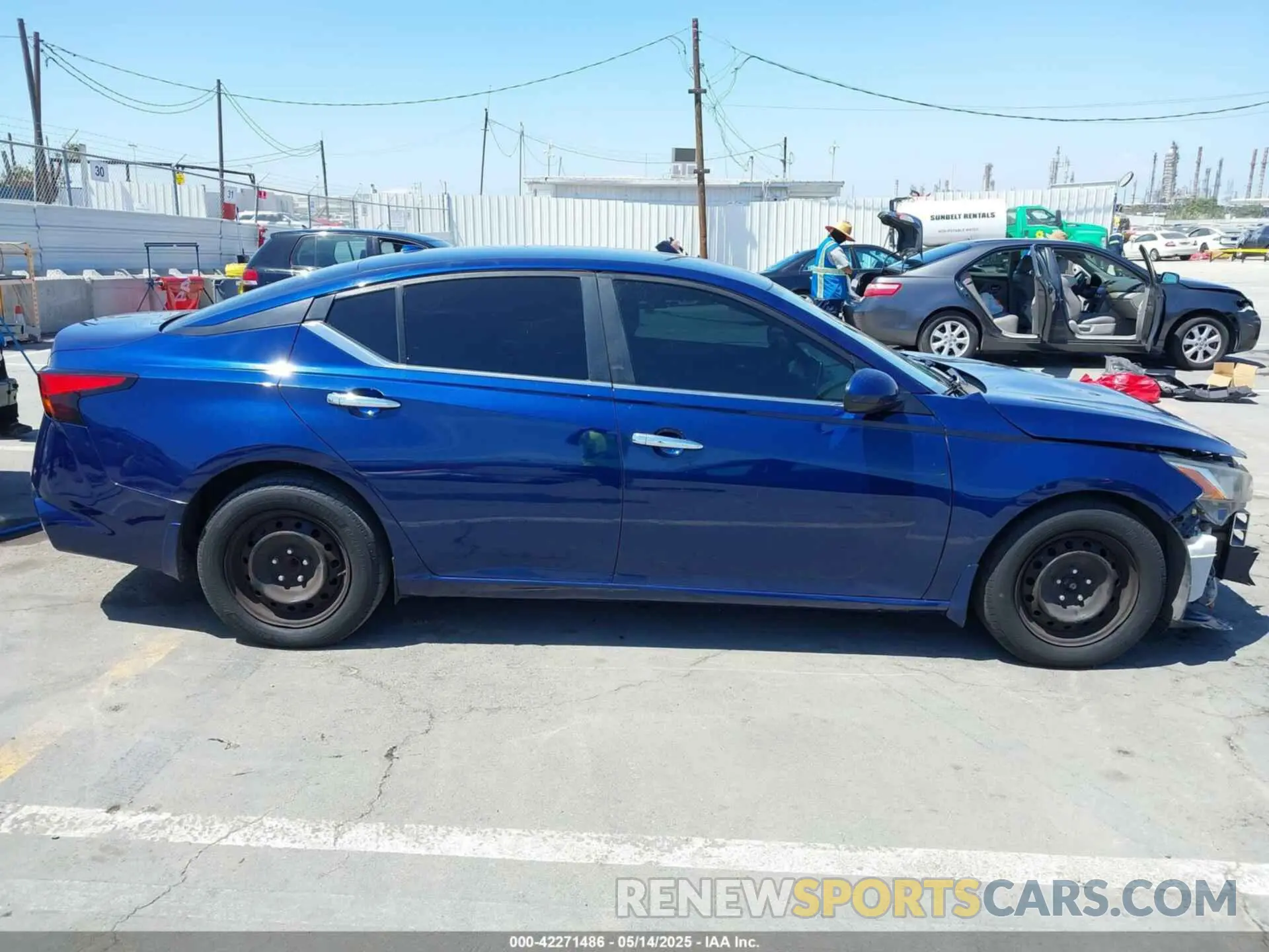 13 fotografías del automóvil dañado 1N4BL4BV5LN313753 NISSAN ALTIMA 2020