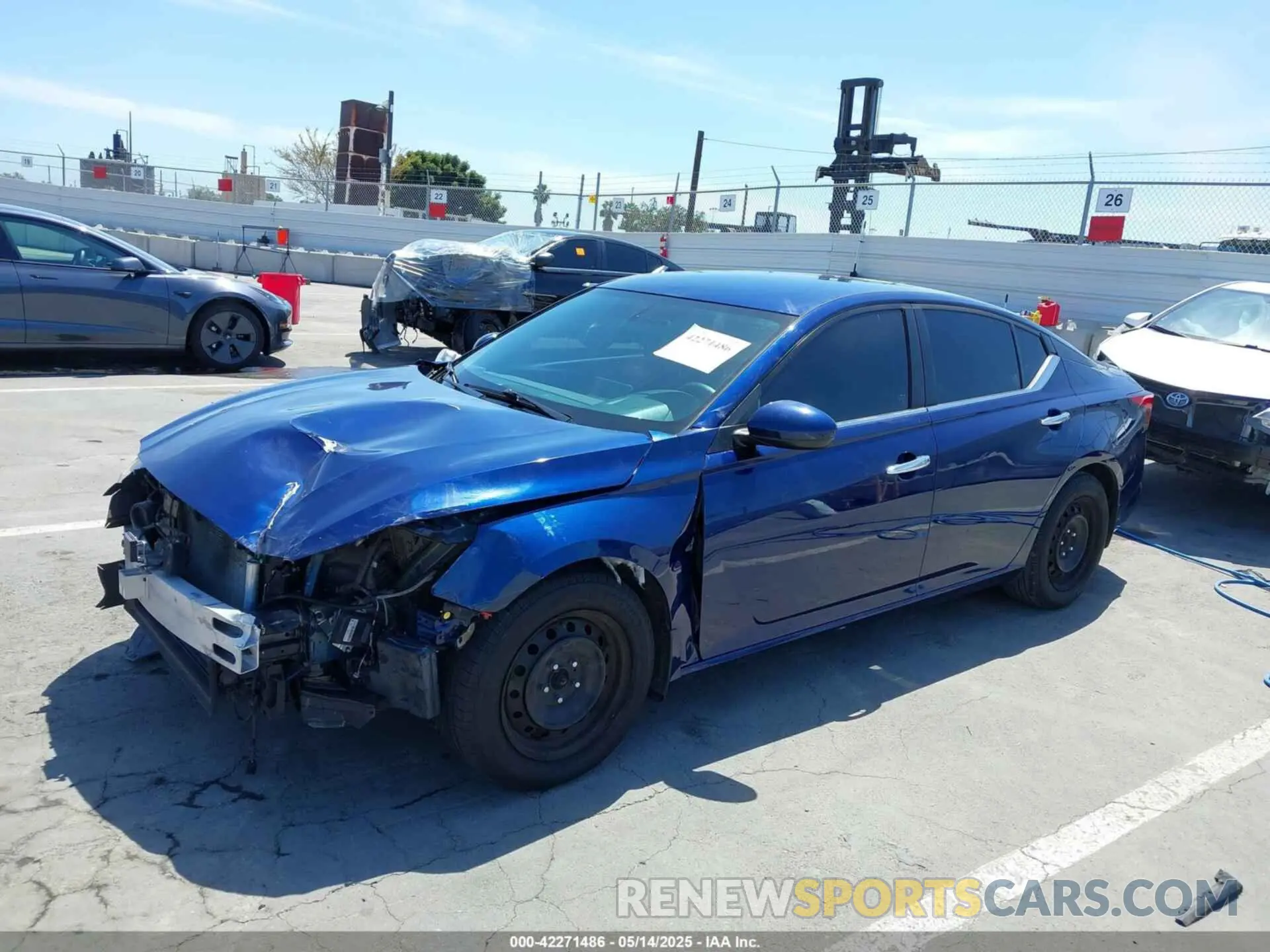 2 fotografías del automóvil dañado 1N4BL4BV5LN313753 NISSAN ALTIMA 2020
