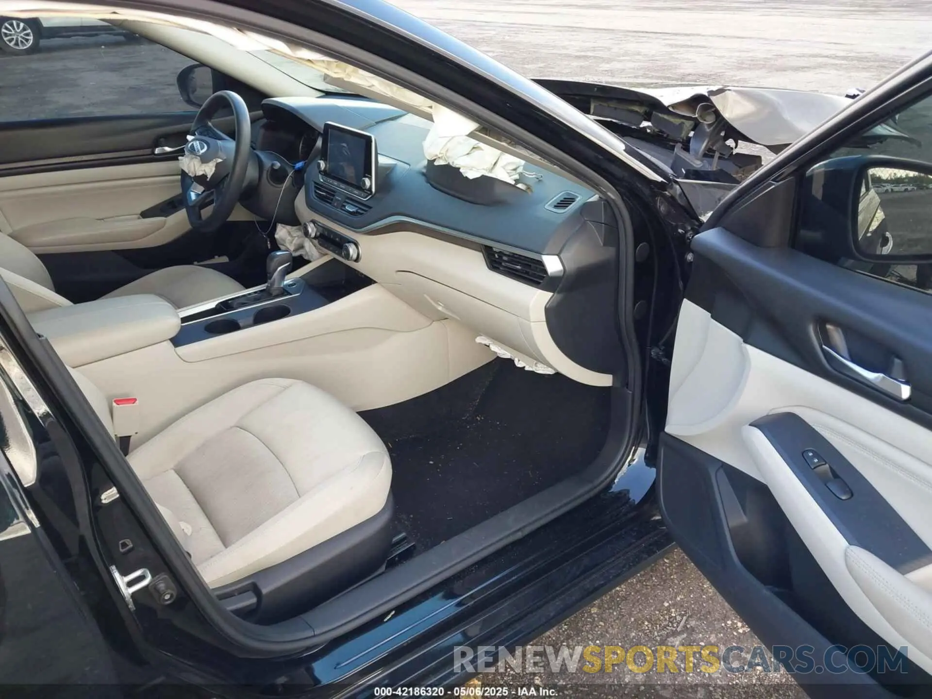 5 fotografías del automóvil dañado 1N4BL4BV5LN317544 NISSAN ALTIMA 2020