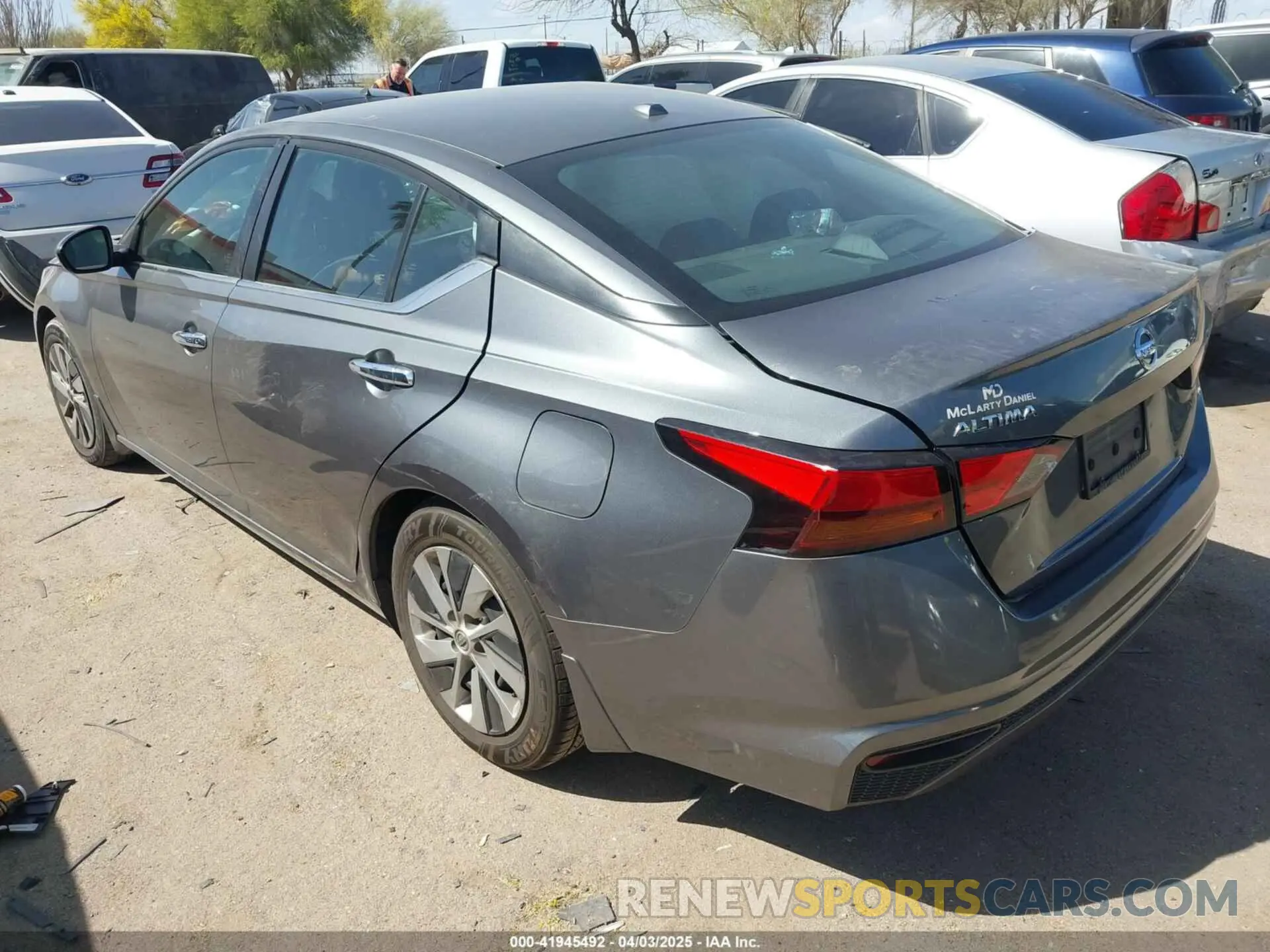3 fotografías del automóvil dañado 1N4BL4BV5LN321948 NISSAN ALTIMA 2020