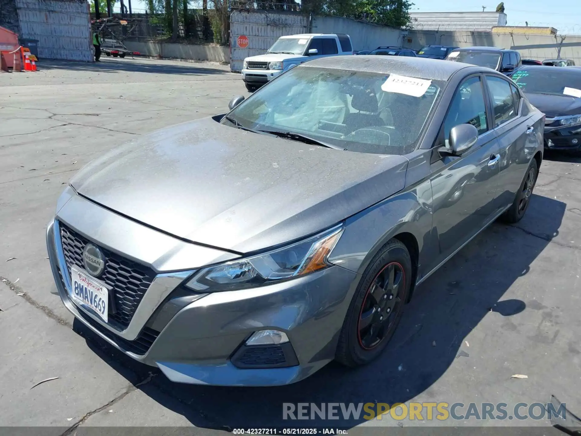 2 fotografías del automóvil dañado 1N4BL4BV6LC122337 NISSAN ALTIMA 2020