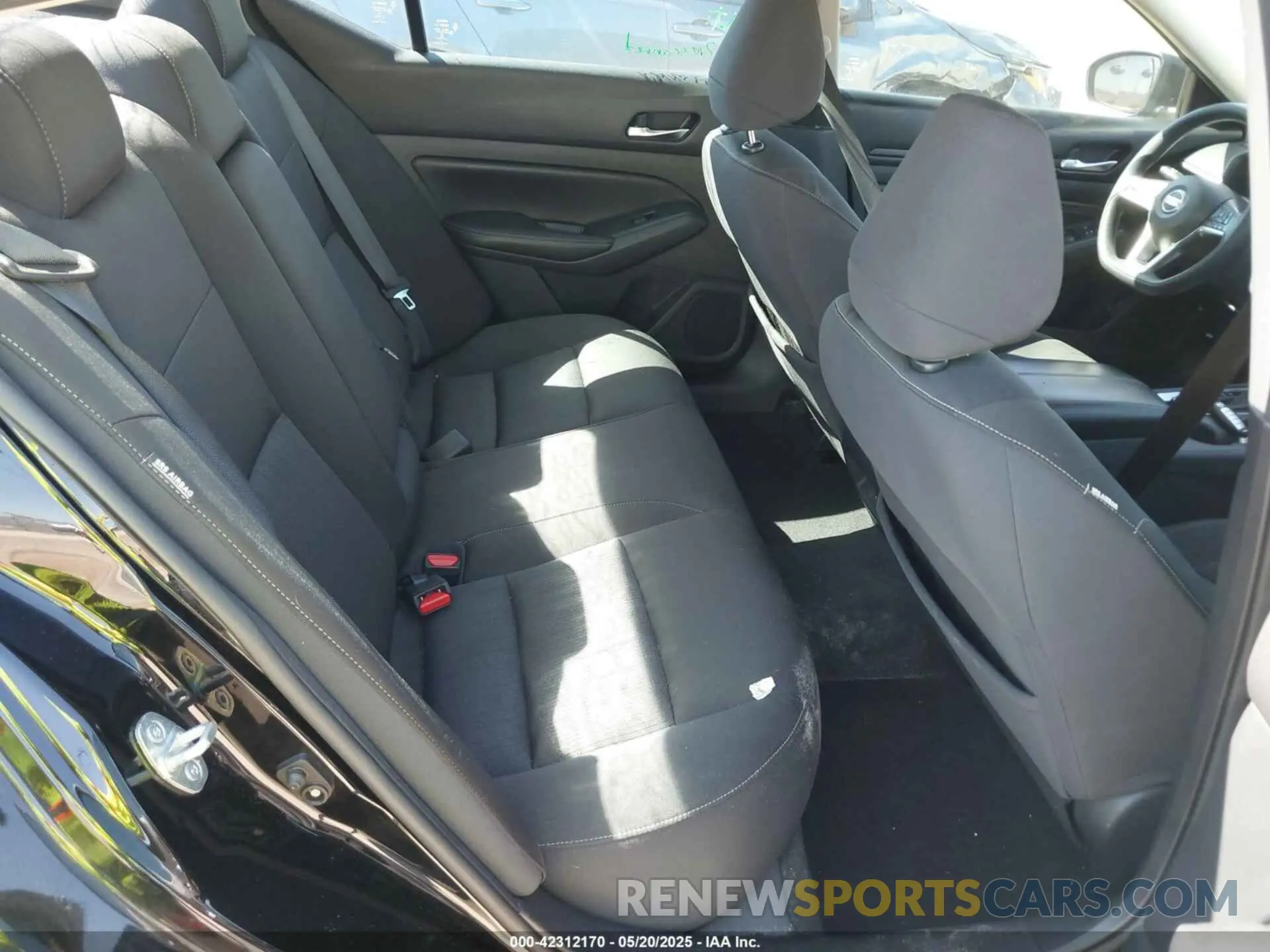 8 fotografías del automóvil dañado 1N4BL4BV6LC184384 NISSAN ALTIMA 2020