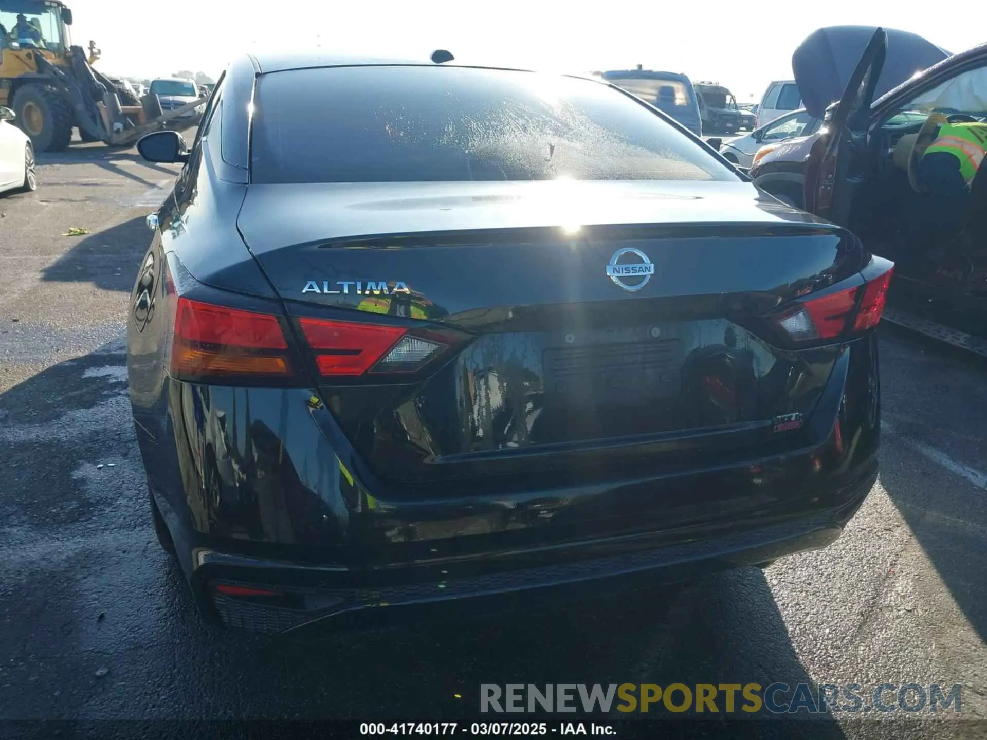 17 fotografías del automóvil dañado 1N4BL4BV6LC200227 NISSAN ALTIMA 2020
