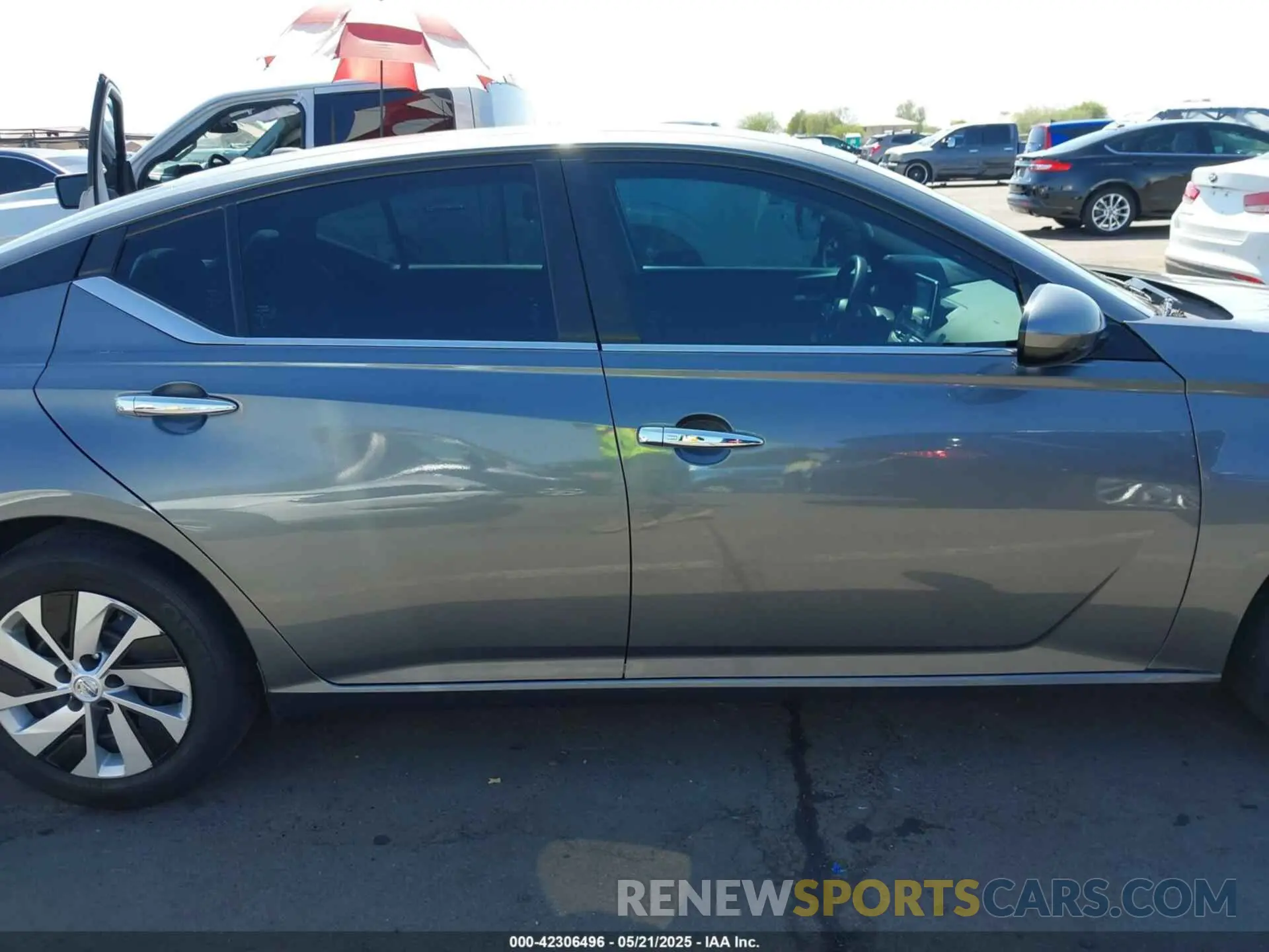 14 fotografías del automóvil dañado 1N4BL4BV6LC255549 NISSAN ALTIMA 2020