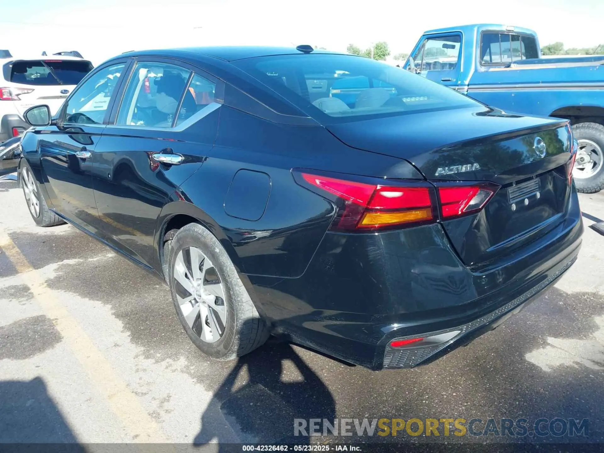 3 fotografías del automóvil dañado 1N4BL4BV6LN319318 NISSAN ALTIMA 2020