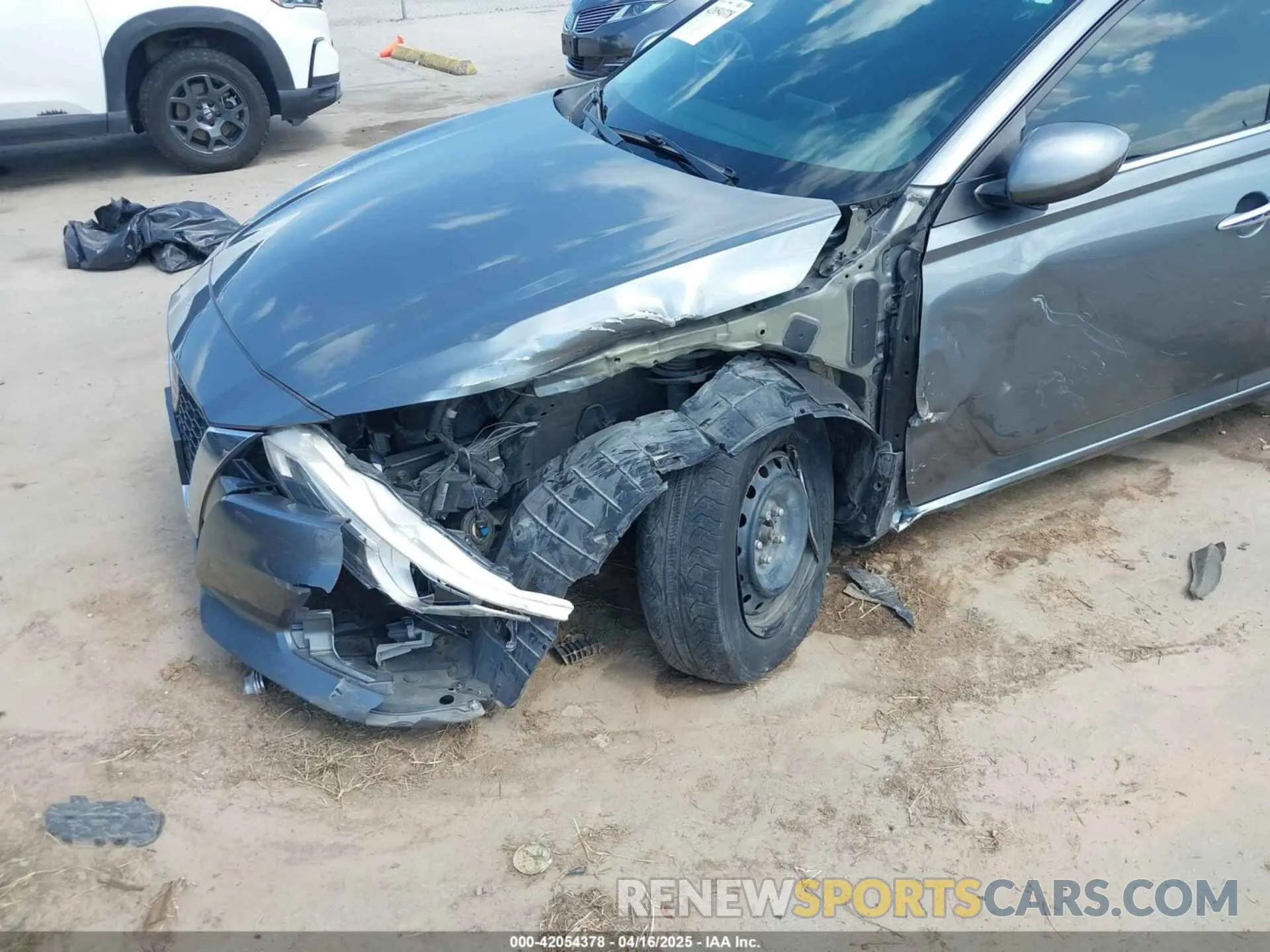 6 fotografías del automóvil dañado 1N4BL4BV7LC114313 NISSAN ALTIMA 2020