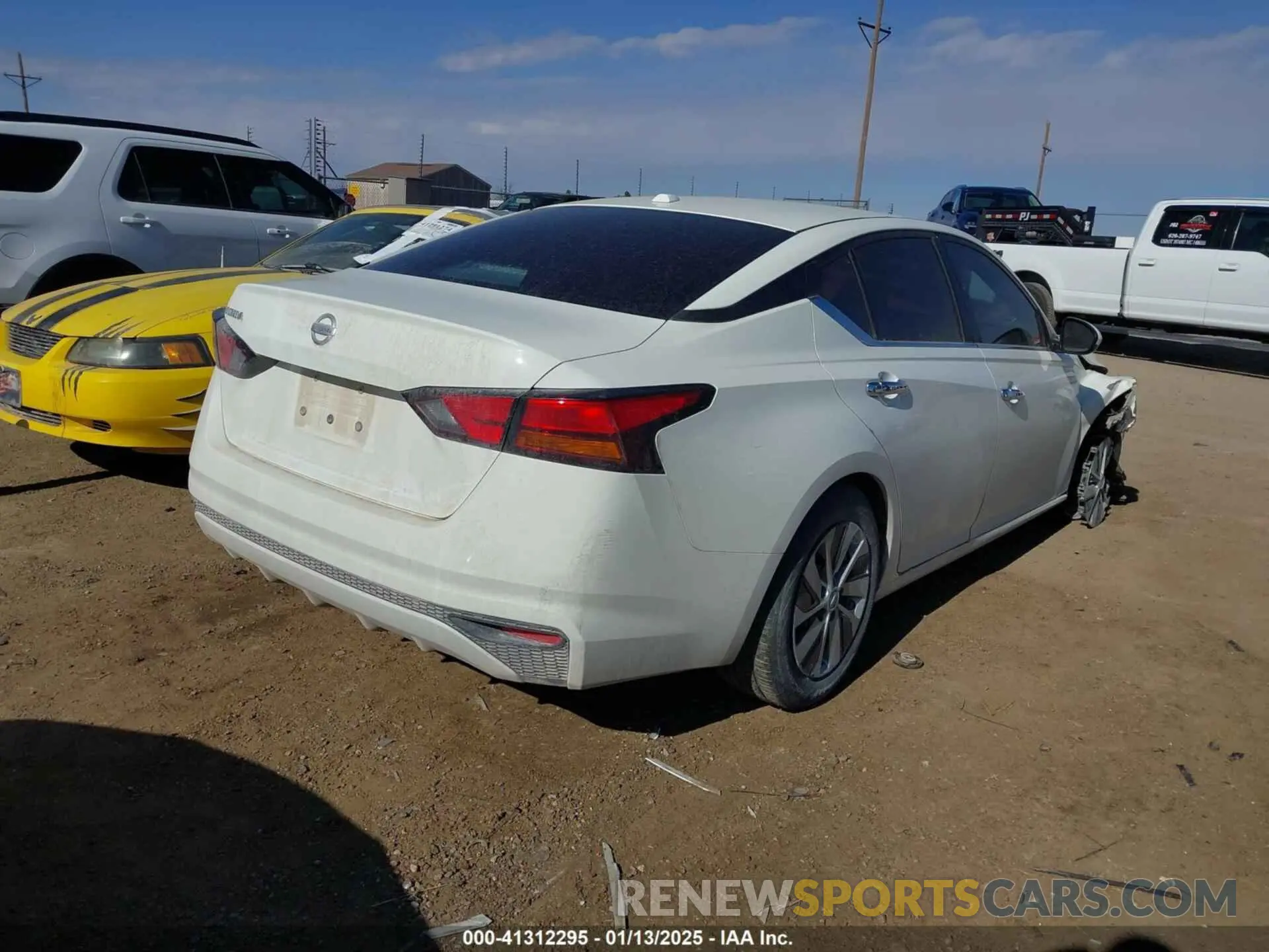 4 fotografías del automóvil dañado 1N4BL4BV7LC147800 NISSAN ALTIMA 2020