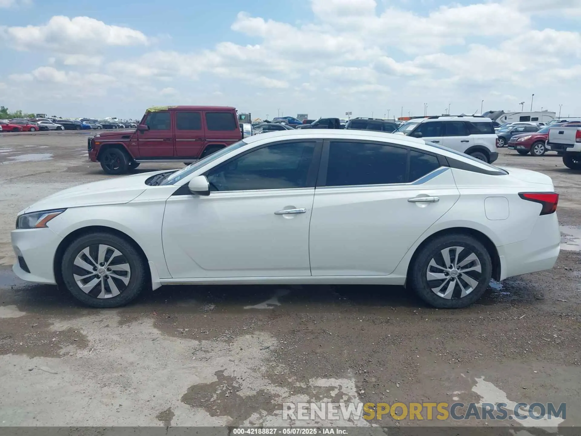 14 fotografías del automóvil dañado 1N4BL4BV7LC179128 NISSAN ALTIMA 2020