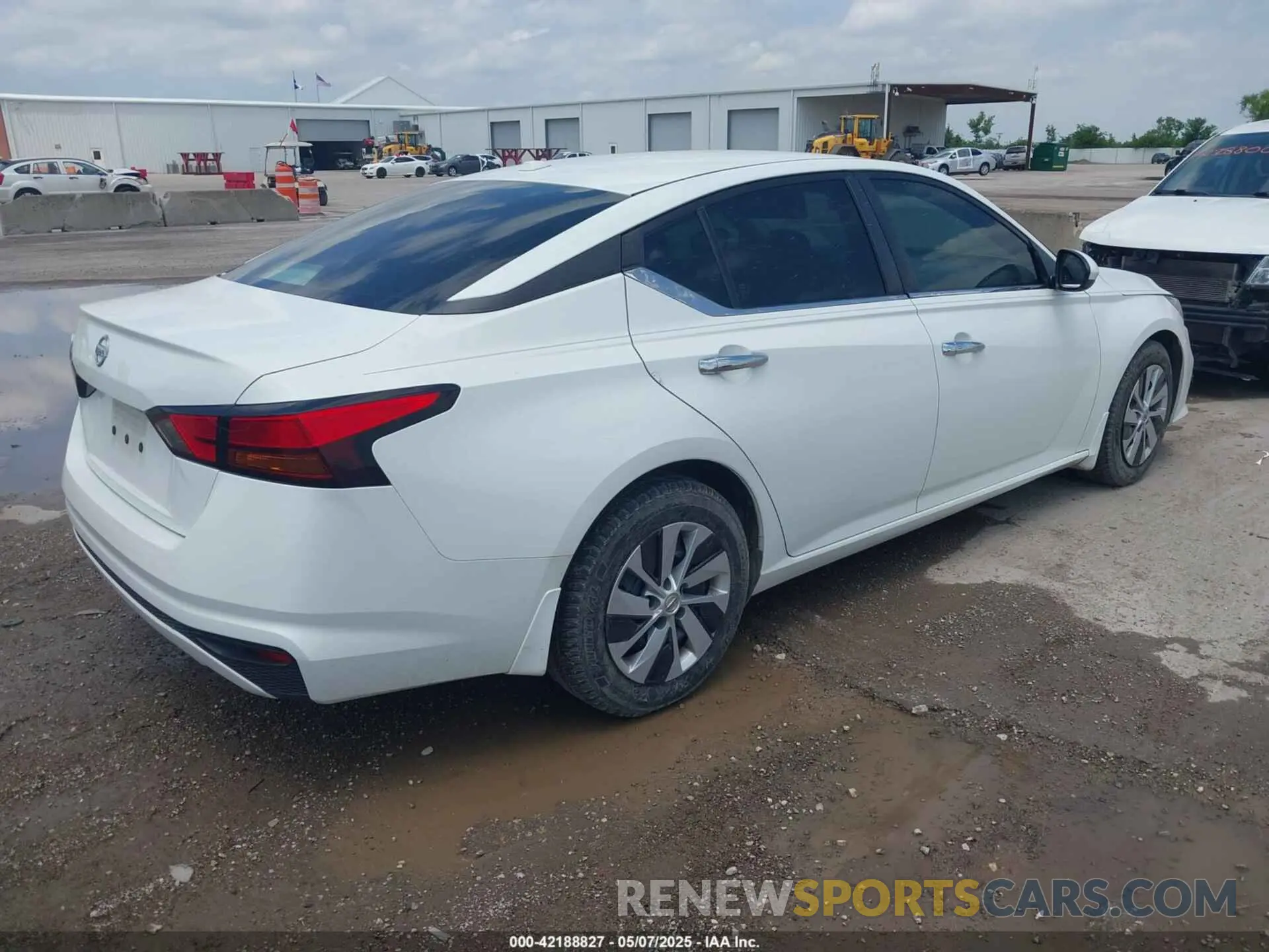 4 fotografías del automóvil dañado 1N4BL4BV7LC179128 NISSAN ALTIMA 2020