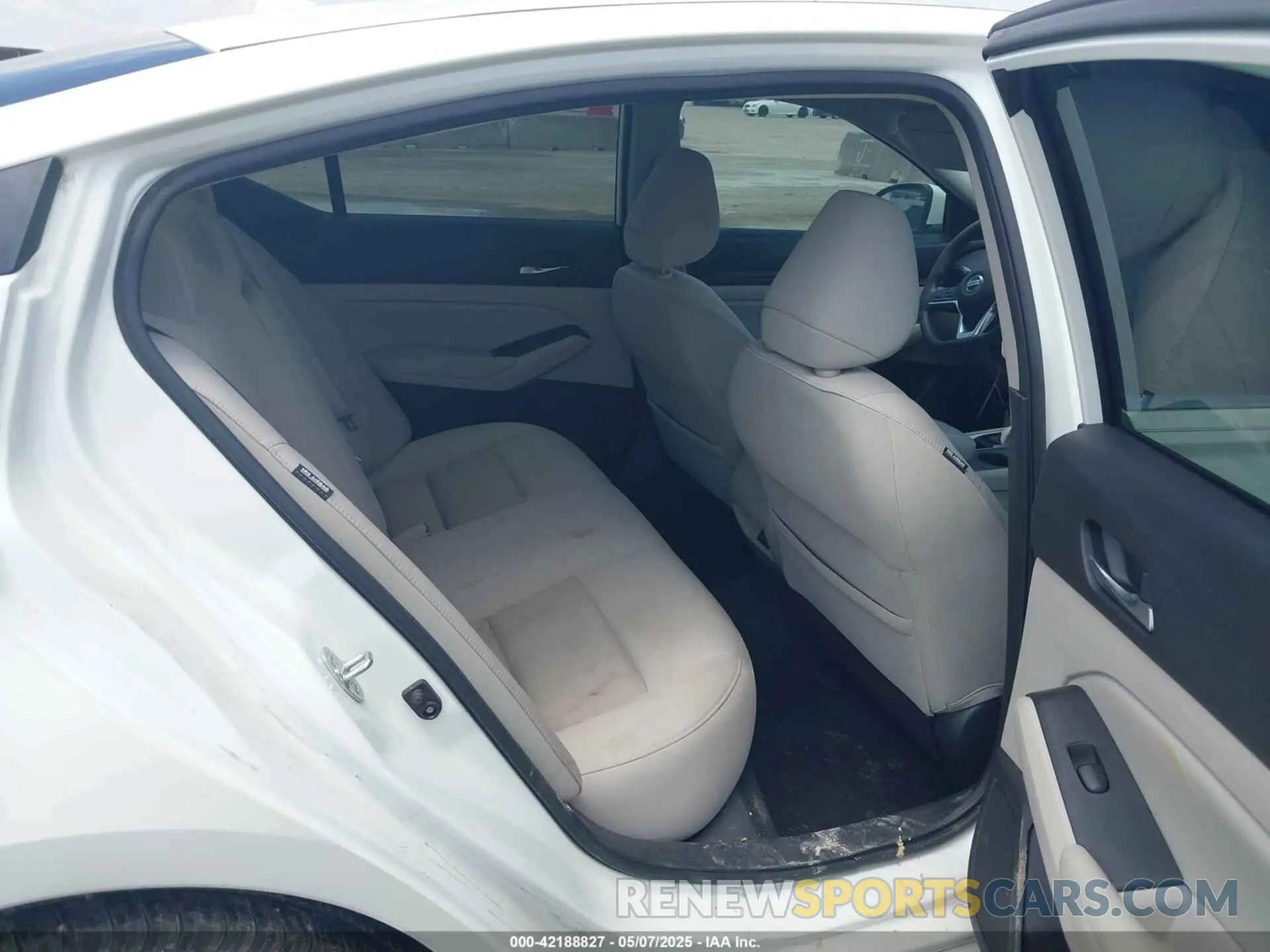 8 fotografías del automóvil dañado 1N4BL4BV7LC179128 NISSAN ALTIMA 2020