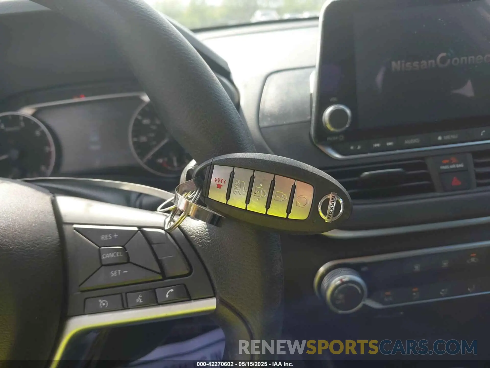11 fotografías del automóvil dañado 1N4BL4BV7LC271825 NISSAN ALTIMA 2020