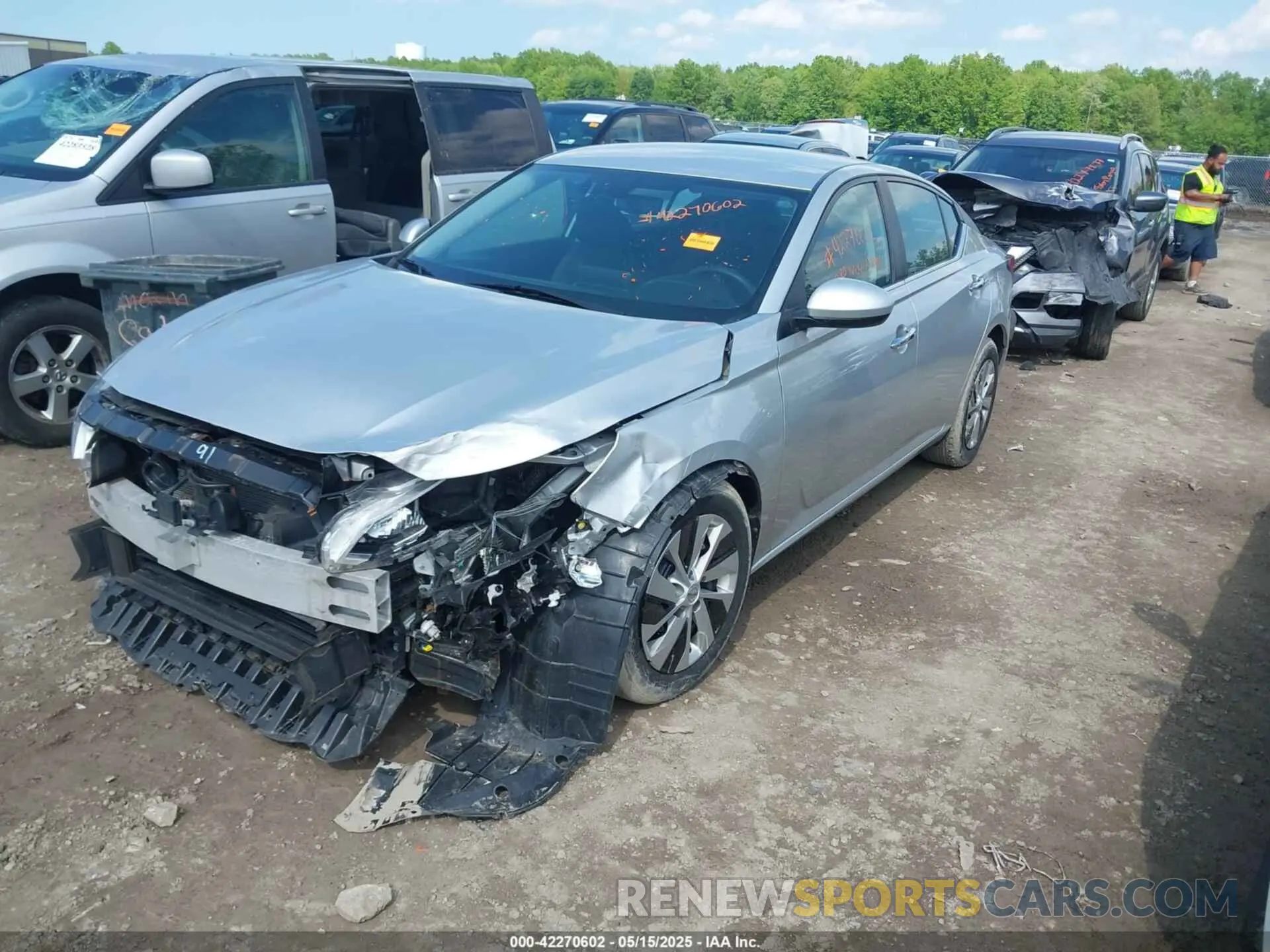 2 fotografías del automóvil dañado 1N4BL4BV7LC271825 NISSAN ALTIMA 2020