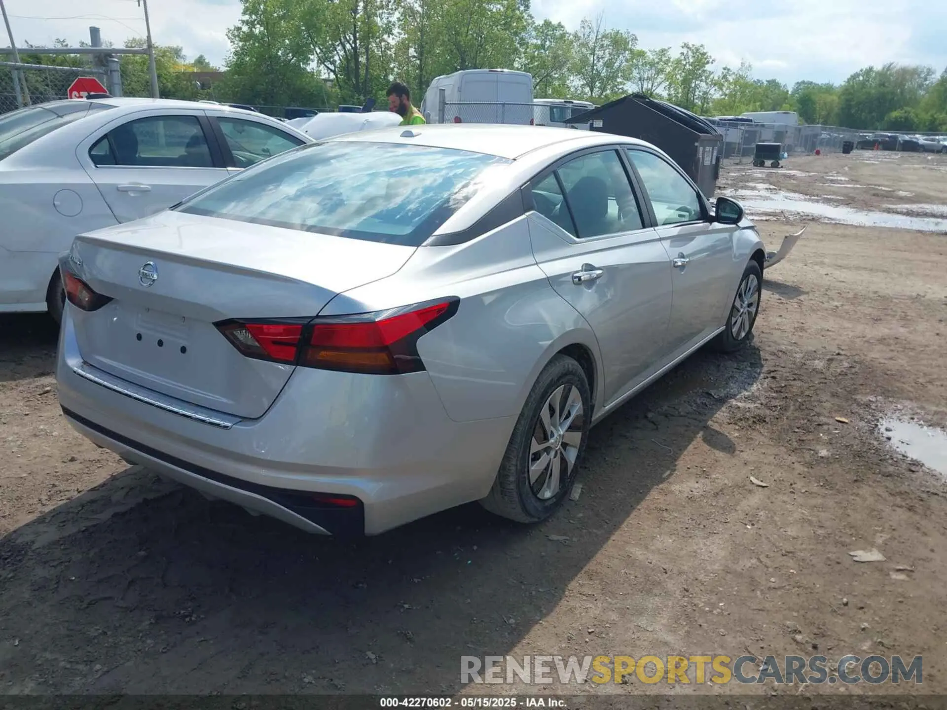 4 fotografías del automóvil dañado 1N4BL4BV7LC271825 NISSAN ALTIMA 2020