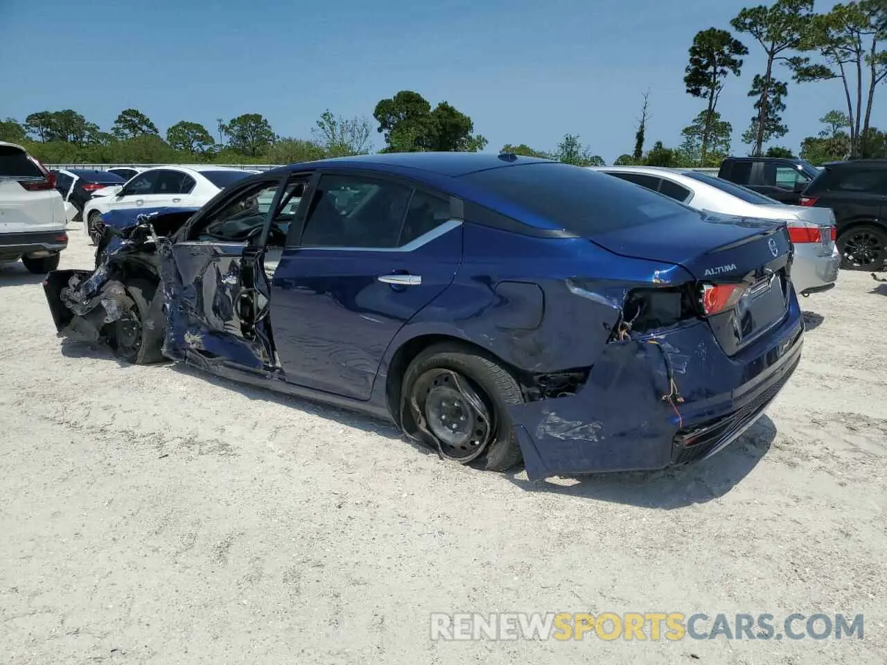 2 fotografías del automóvil dañado 1N4BL4BV8LC115583 NISSAN ALTIMA 2020
