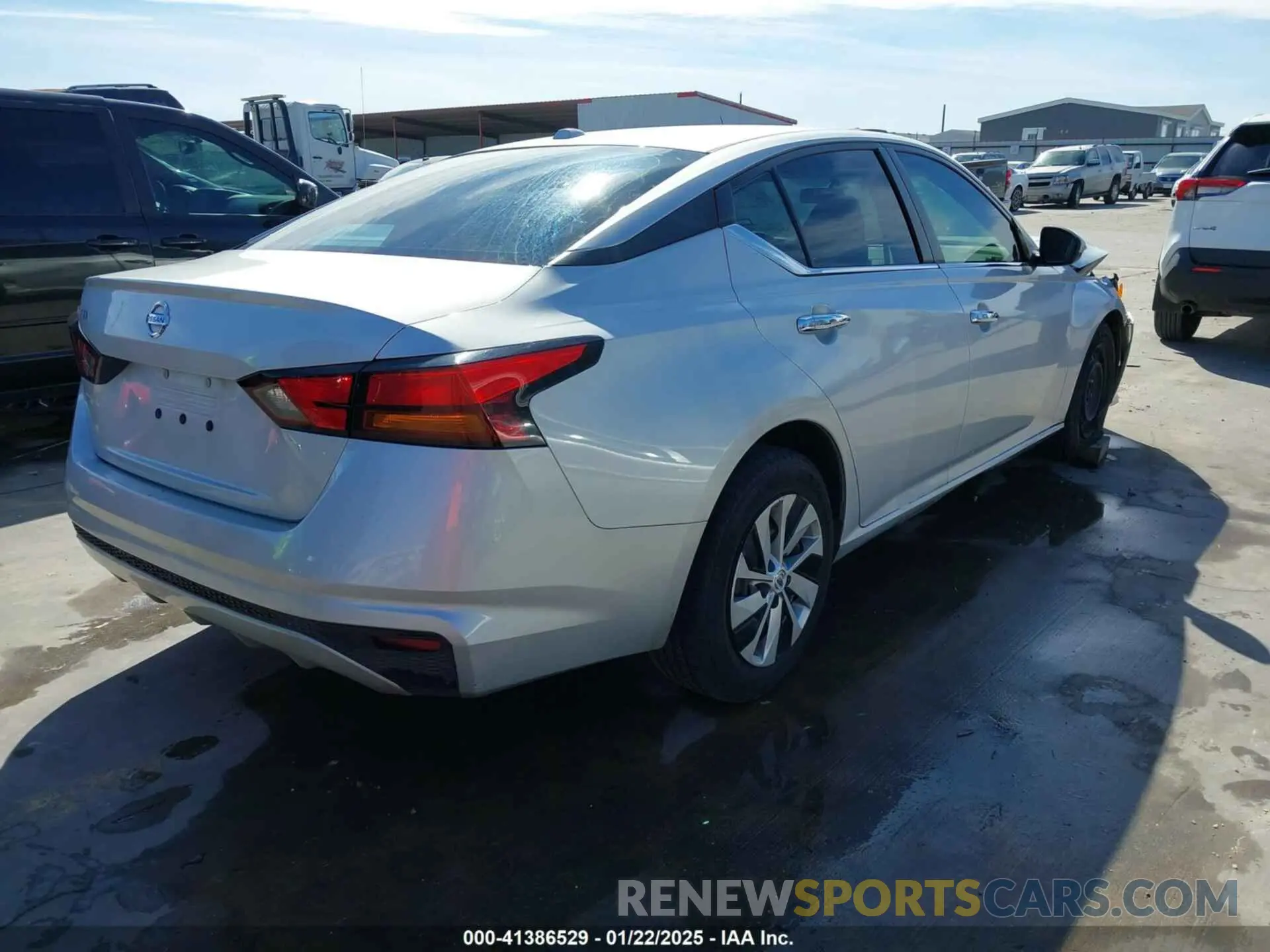4 fotografías del automóvil dañado 1N4BL4BV8LC139270 NISSAN ALTIMA 2020