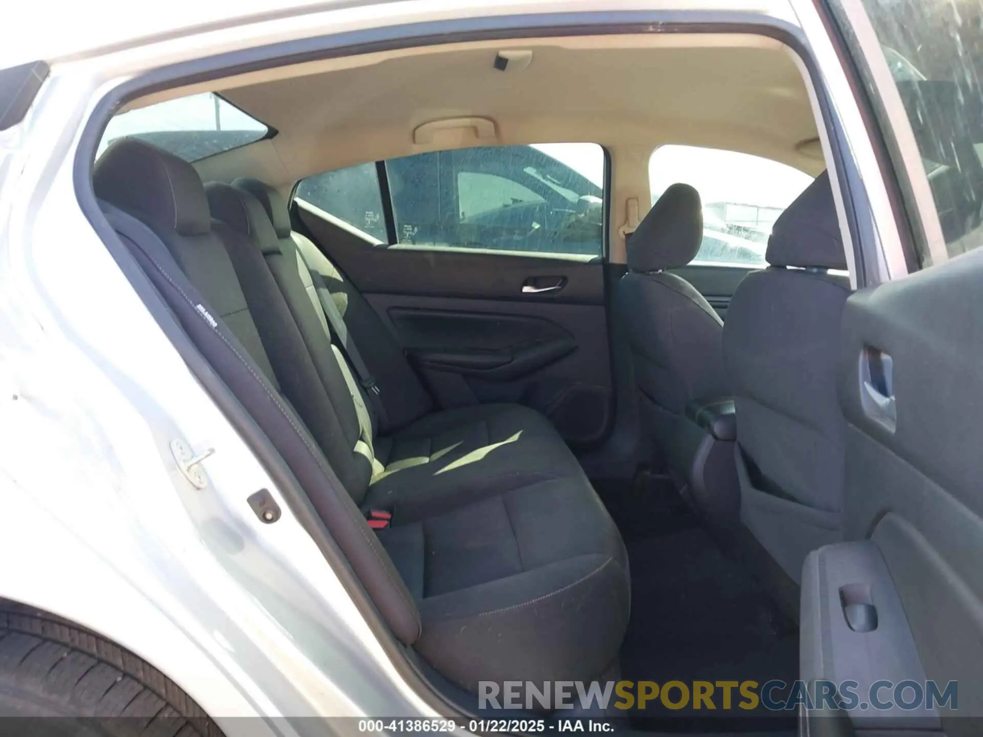 8 fotografías del automóvil dañado 1N4BL4BV8LC139270 NISSAN ALTIMA 2020