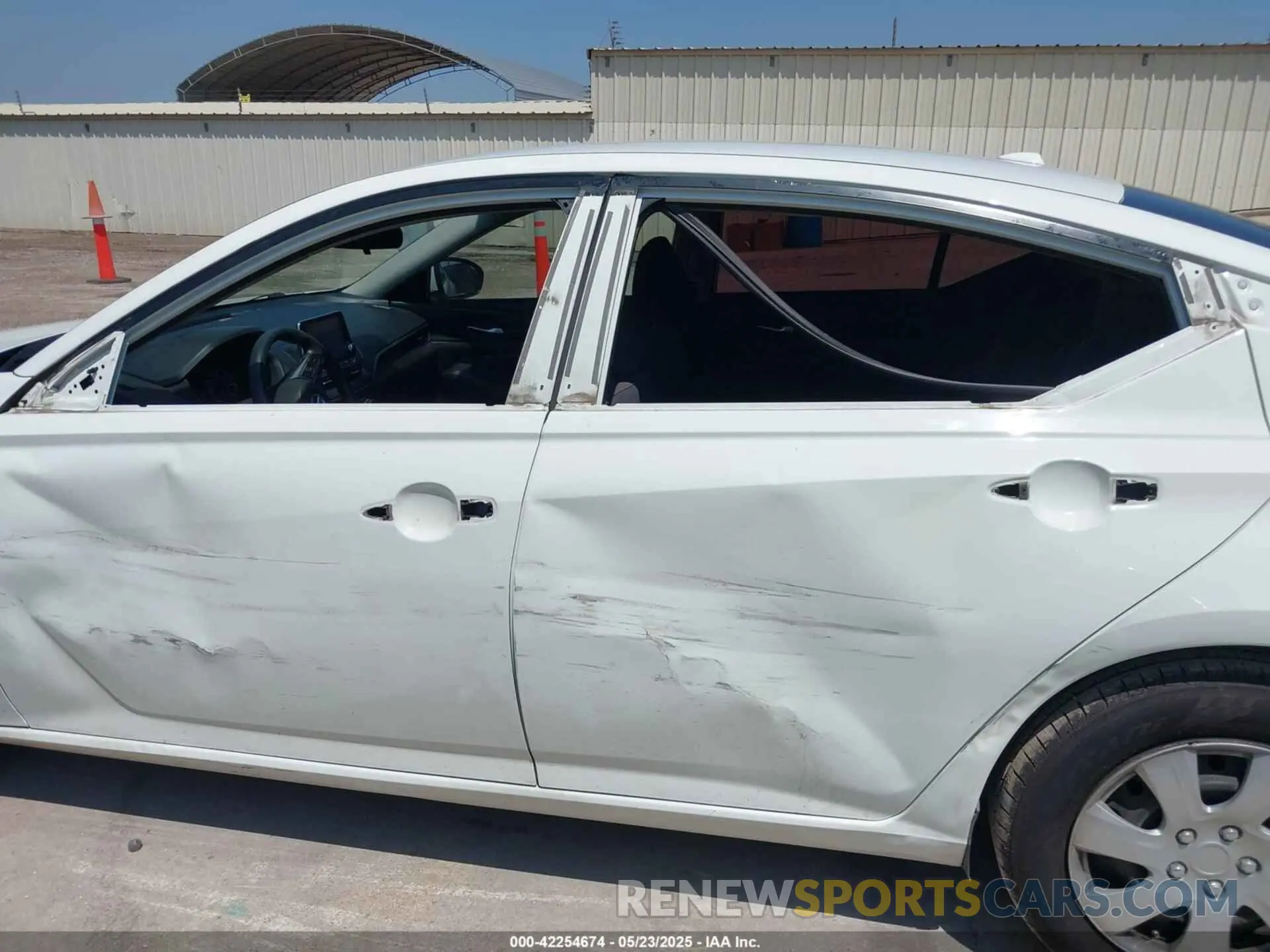 15 fotografías del automóvil dañado 1N4BL4BV8LC142461 NISSAN ALTIMA 2020