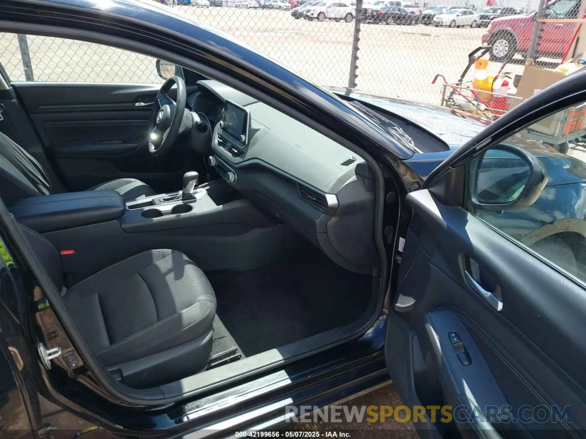 5 fotografías del automóvil dañado 1N4BL4BV8LC214842 NISSAN ALTIMA 2020