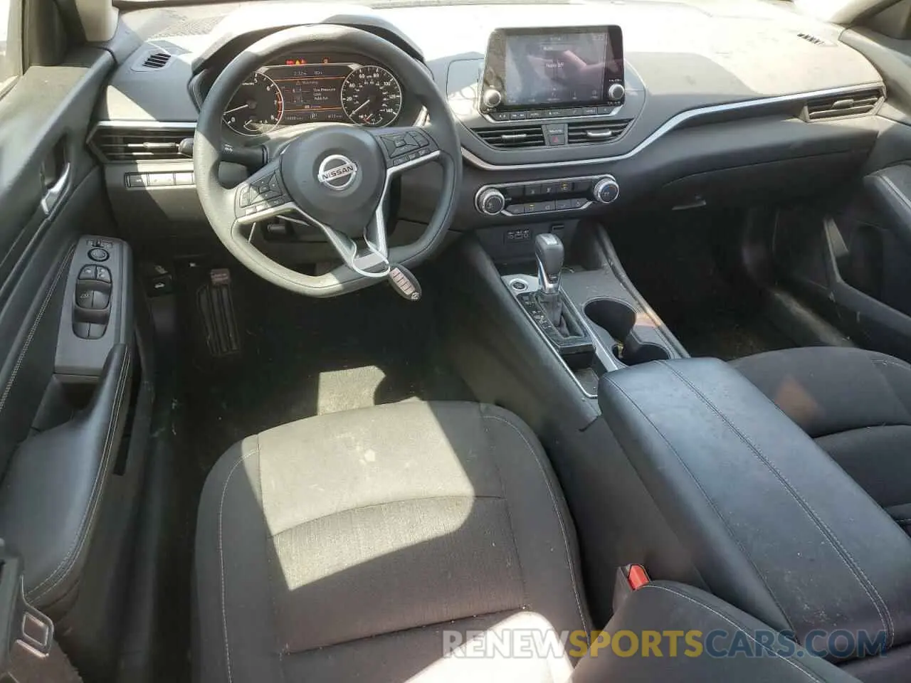 8 fotografías del automóvil dañado 1N4BL4BV8LC282395 NISSAN ALTIMA 2020